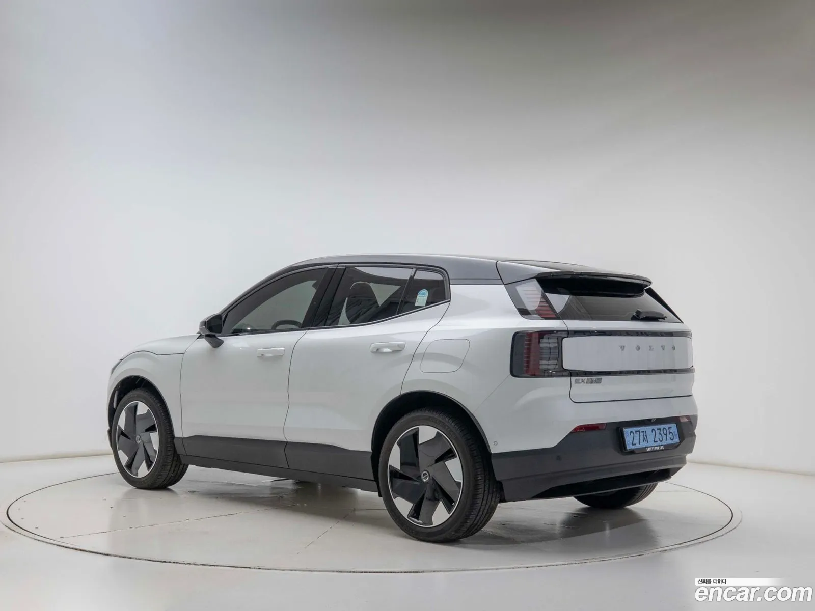 Volvo EX30 2025 — 14
