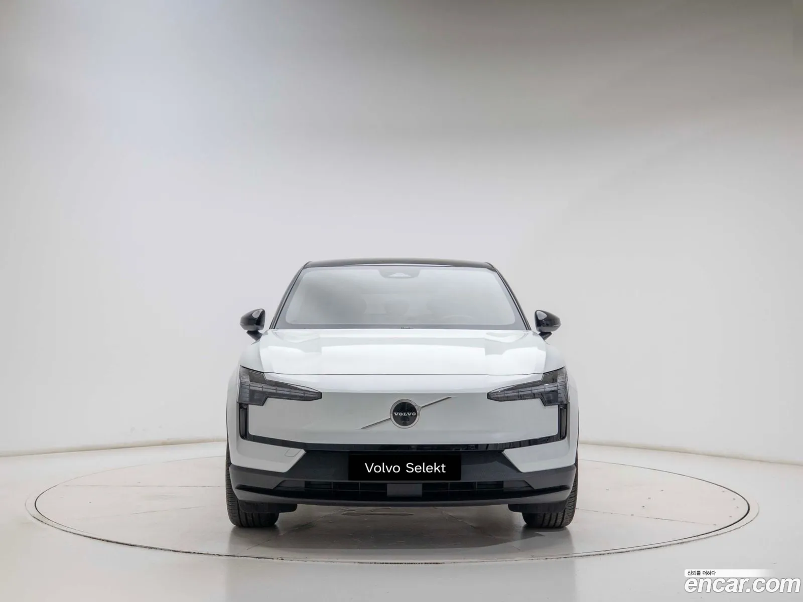 Volvo EX30 2025 — 7