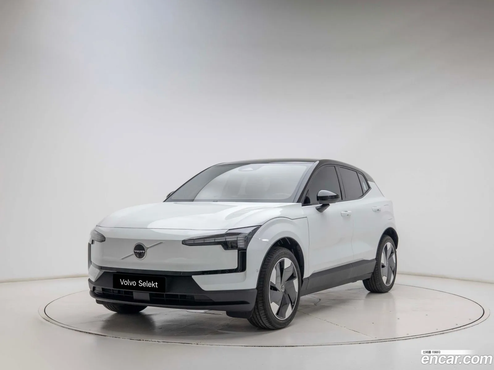 Volvo EX30 2025 — 18