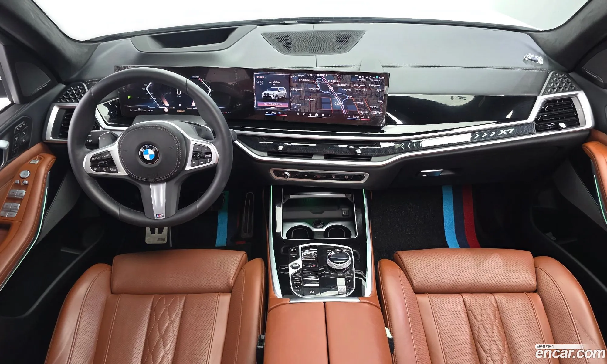 BMW X7 2023 — 11