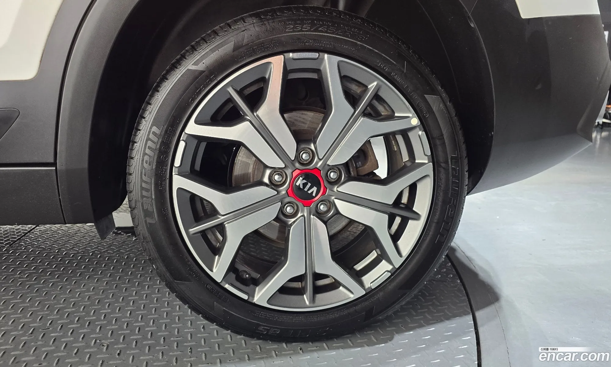 Kia Seltos 2019 KNAET812GLK013483 — 15