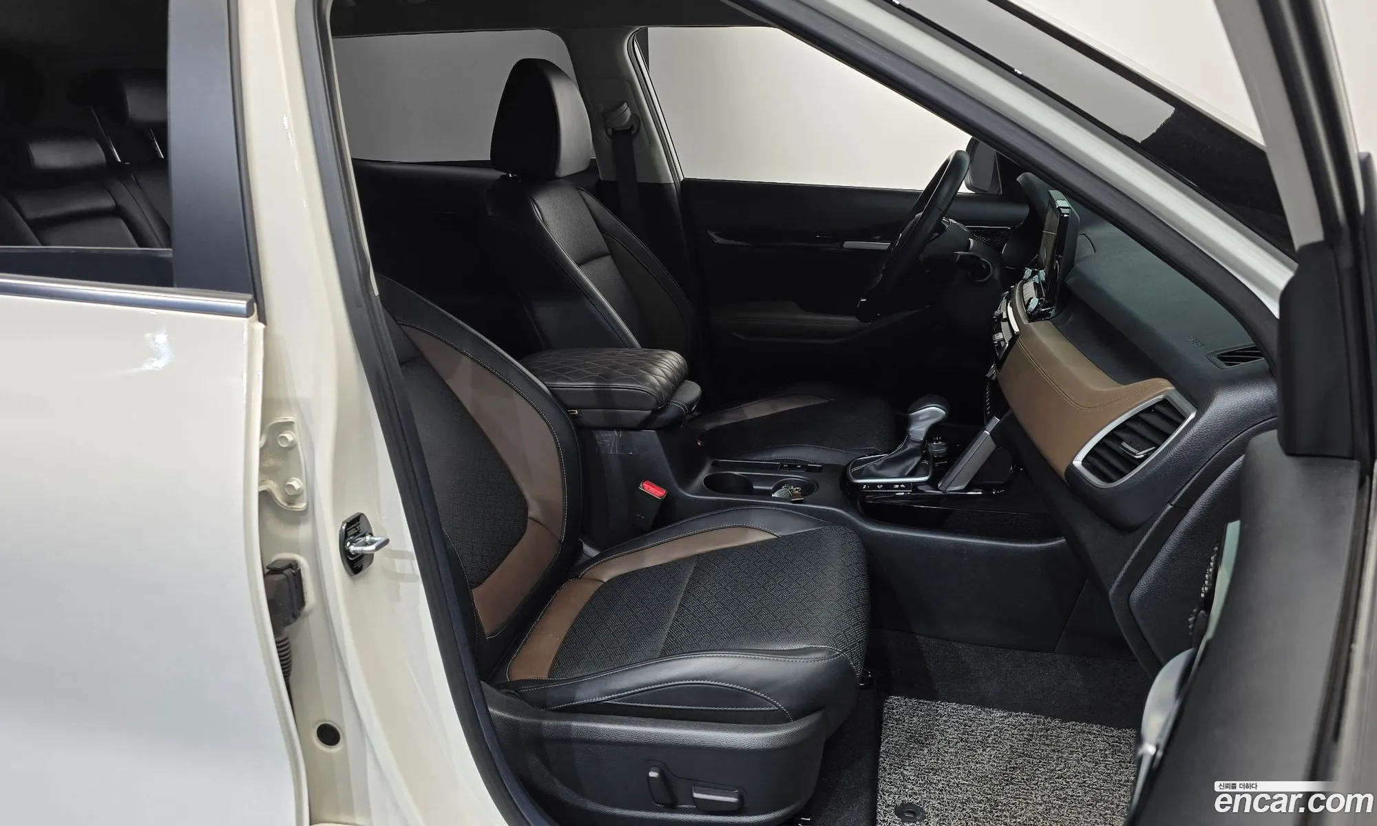 Kia Seltos 2019 KNAET812GLK013483 — 2