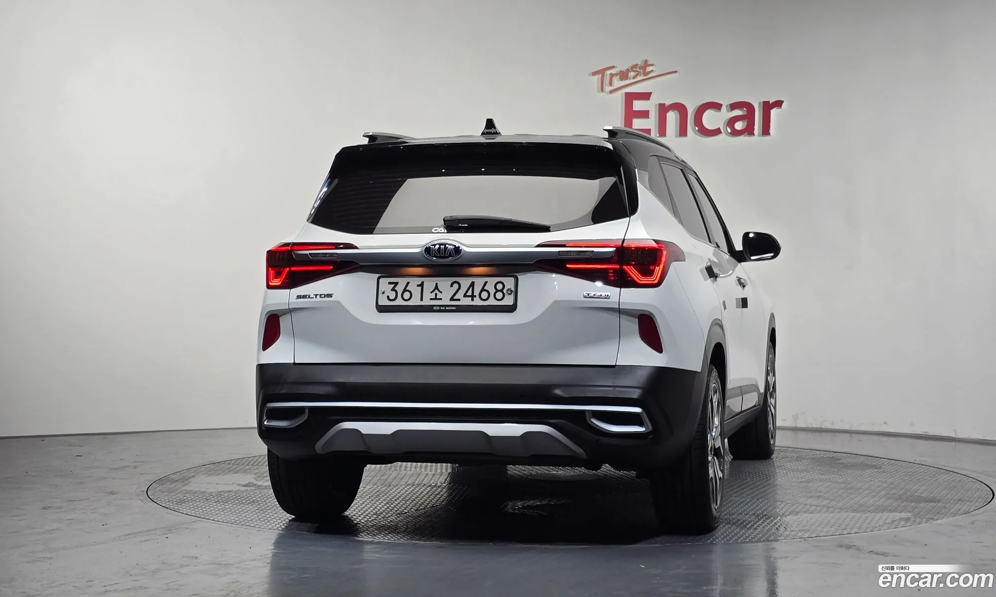 Kia Seltos 2019 KNAET812GLK013483 — 32