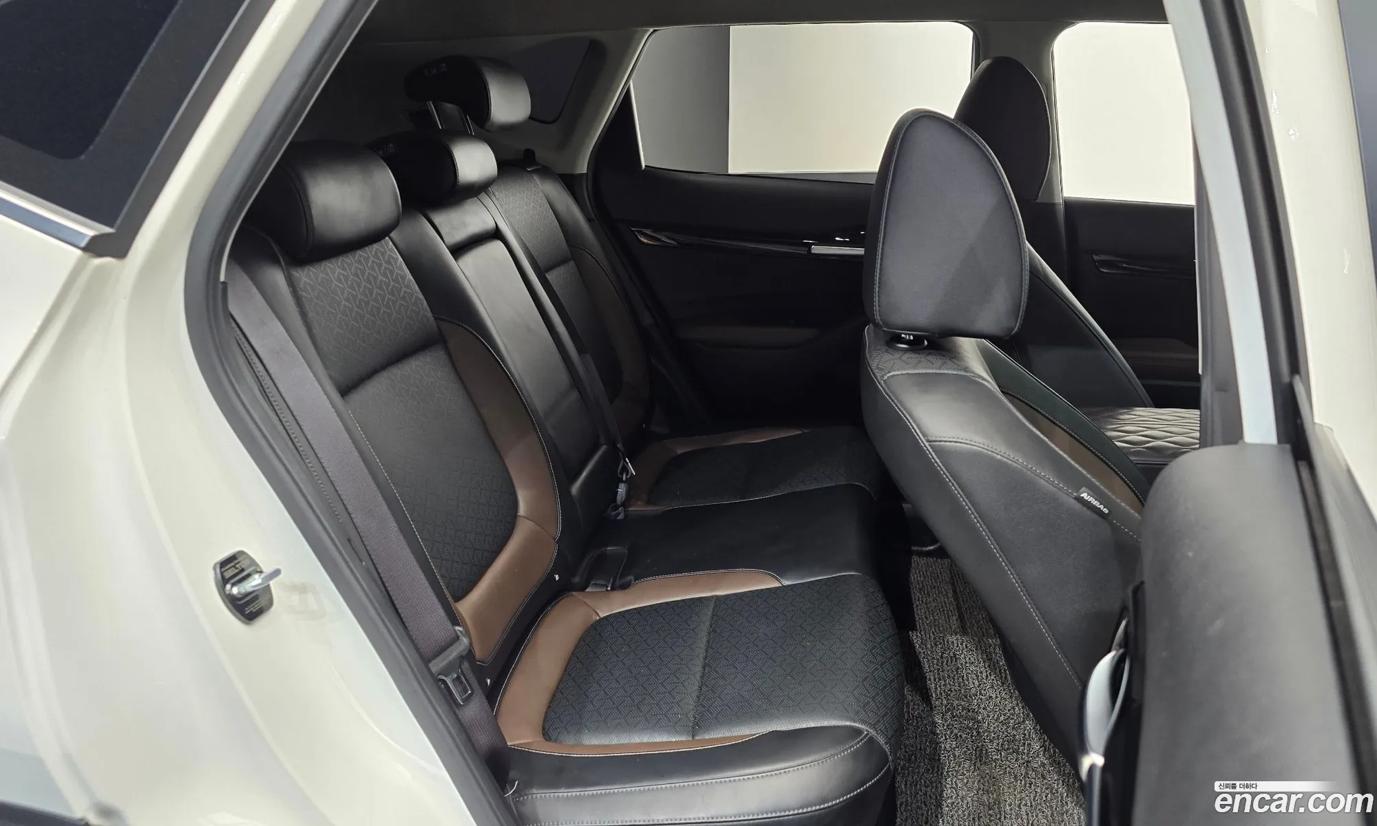 Kia Seltos 2019 KNAET812GLK013483 — 5