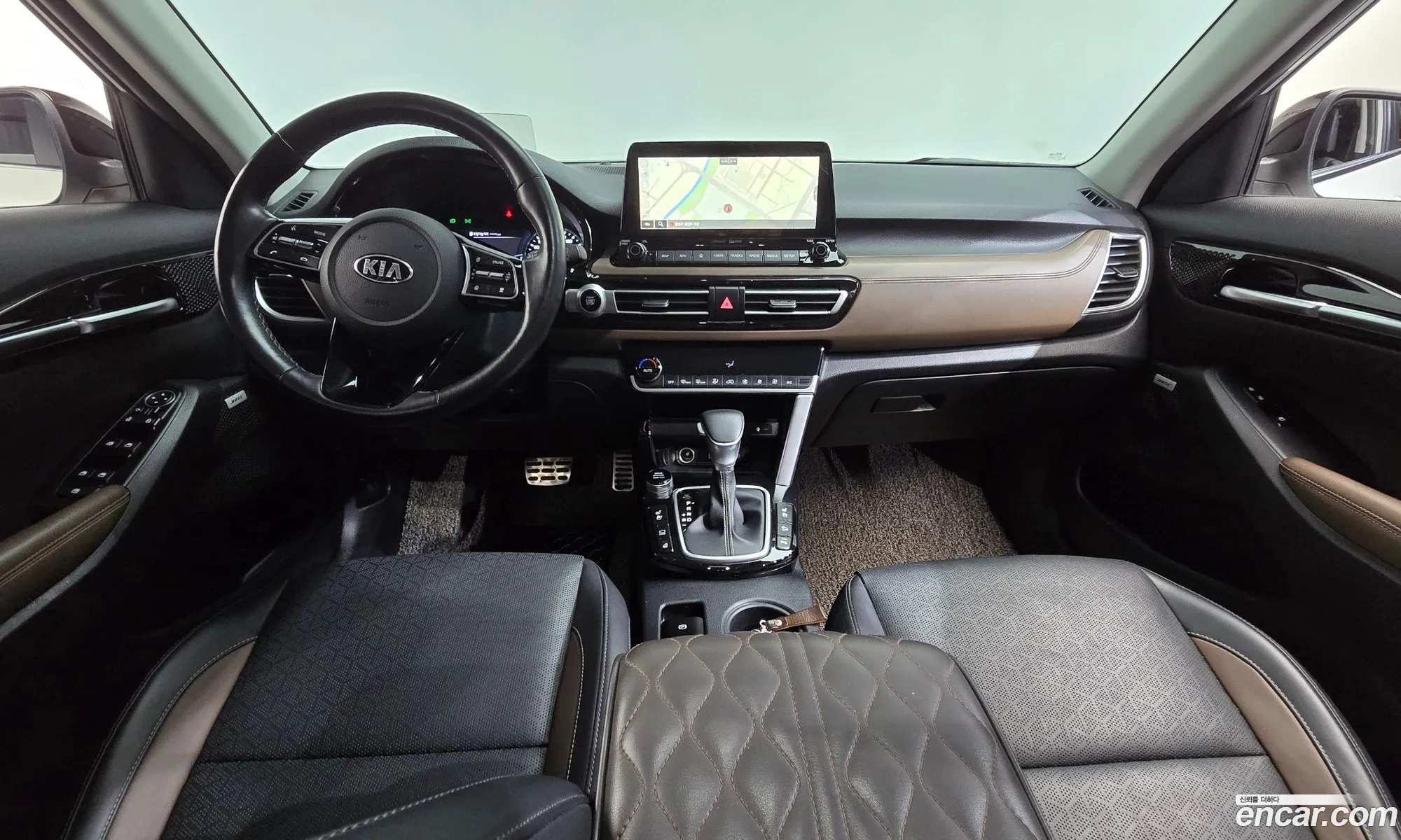 Kia Seltos 2019 KNAET812GLK013483 — 20