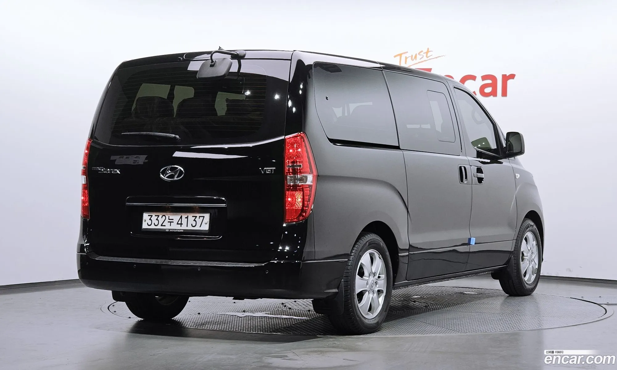 Hyundai Grand Starex 2020 — 19