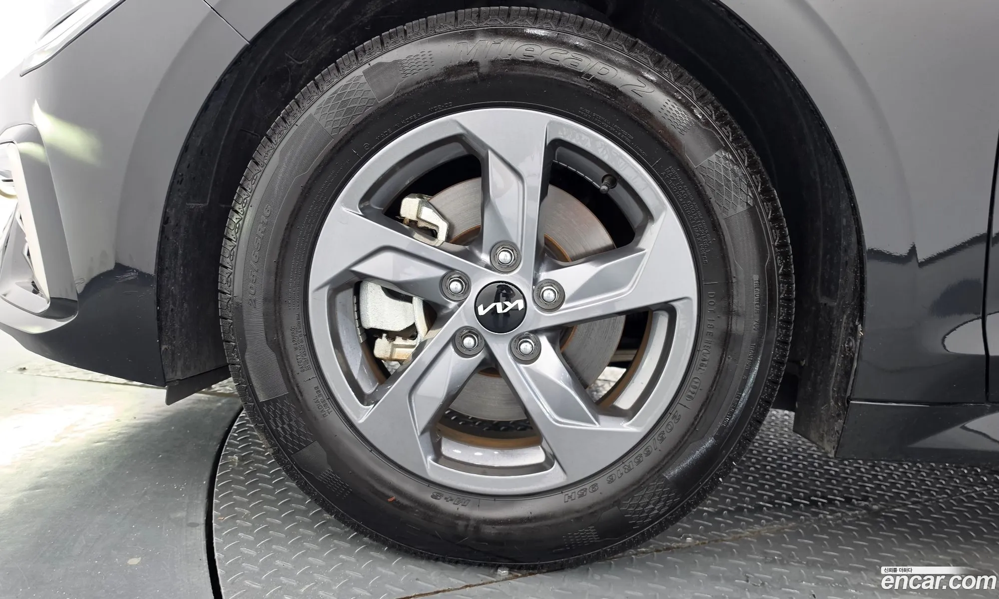 Kia K5 2024 — 9