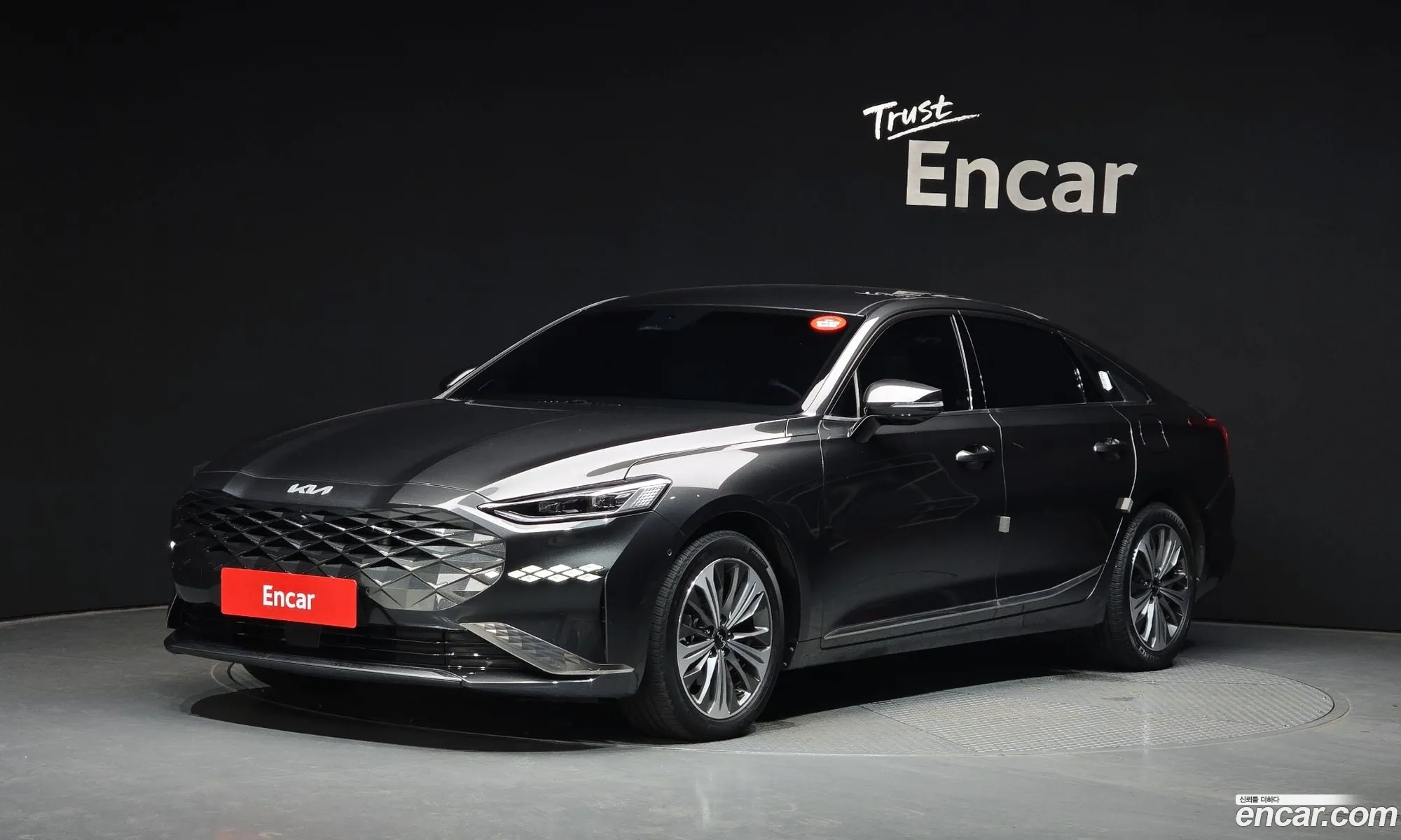 Kia K8 Hybrid 2022 — 17
