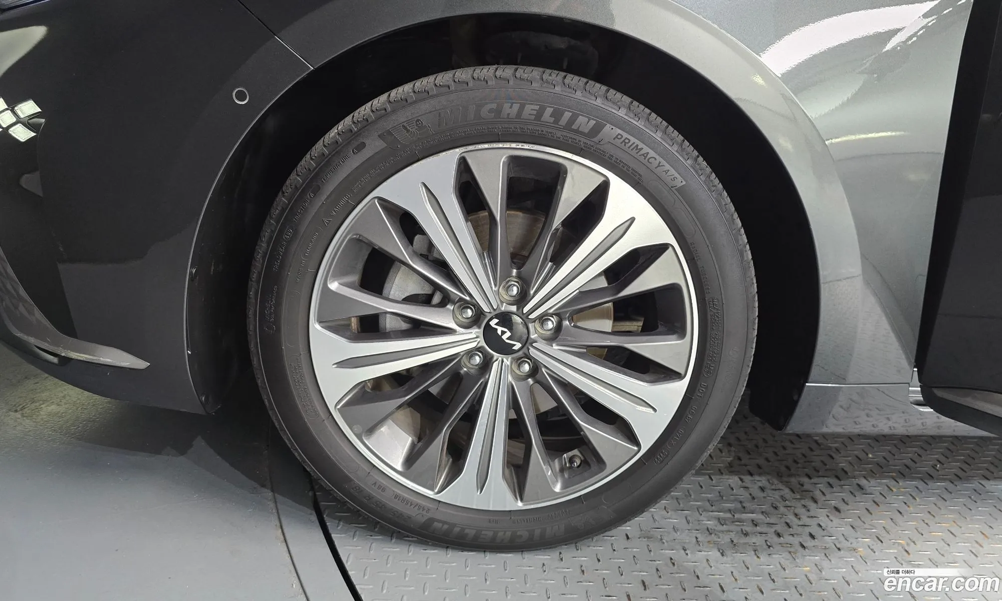 Kia K8 Hybrid 2022 — 16