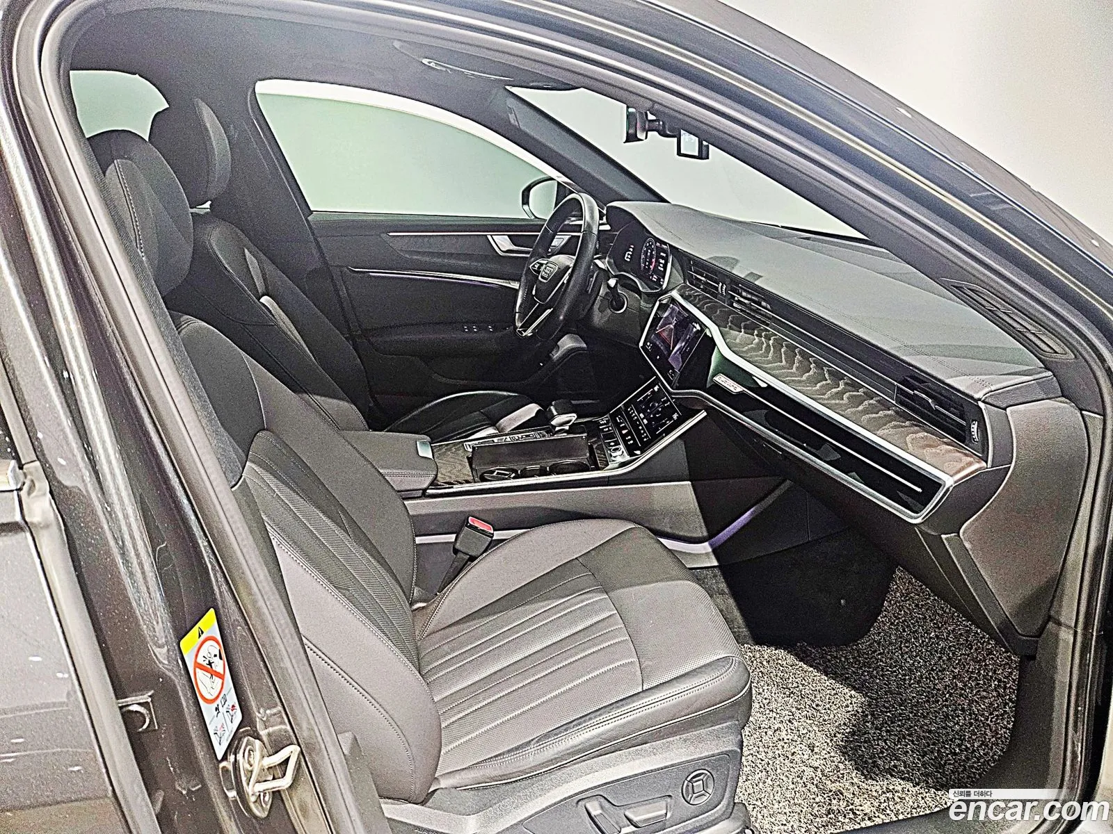 Audi A6 2021 — 15