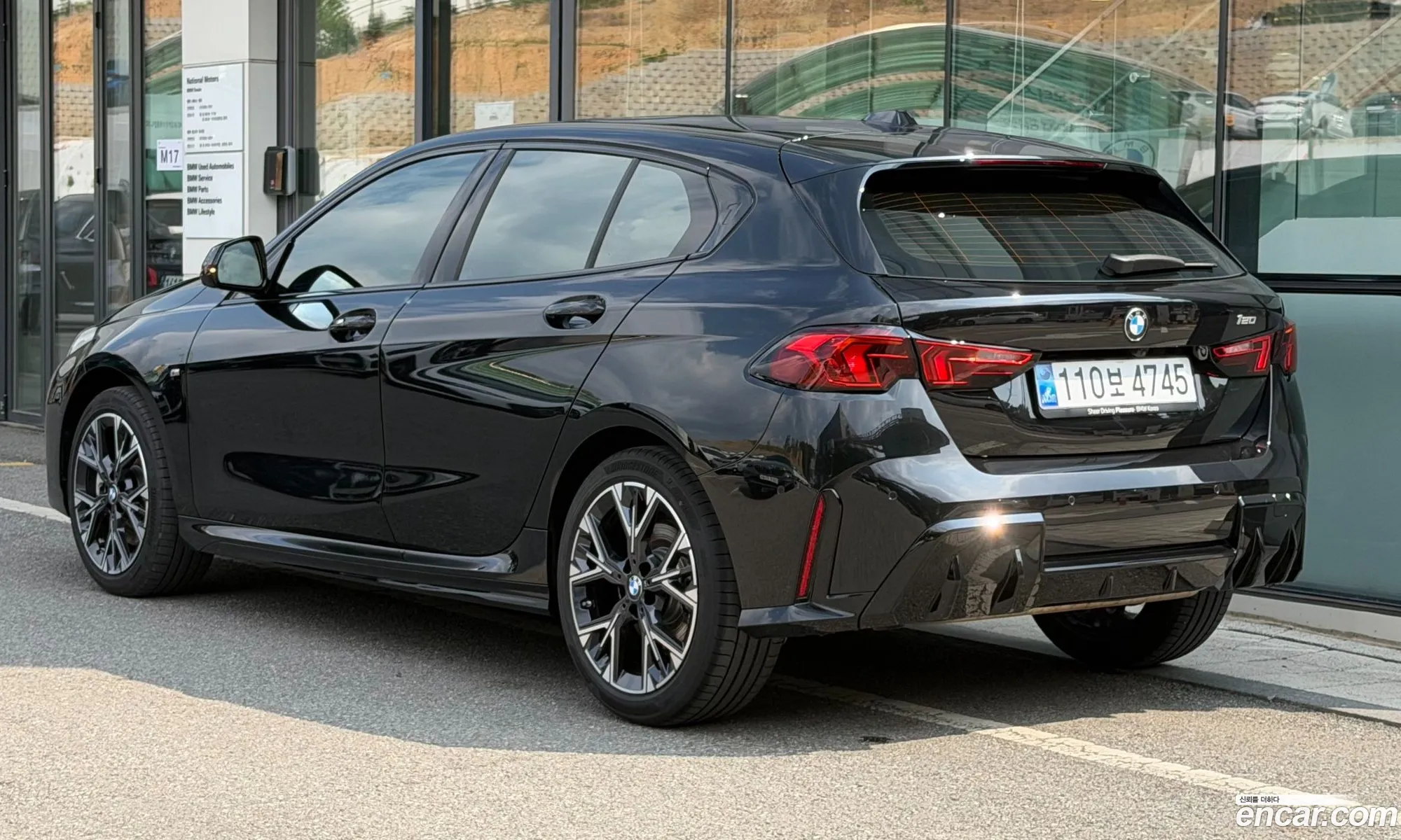 BMW 1 Series 2025 — 4