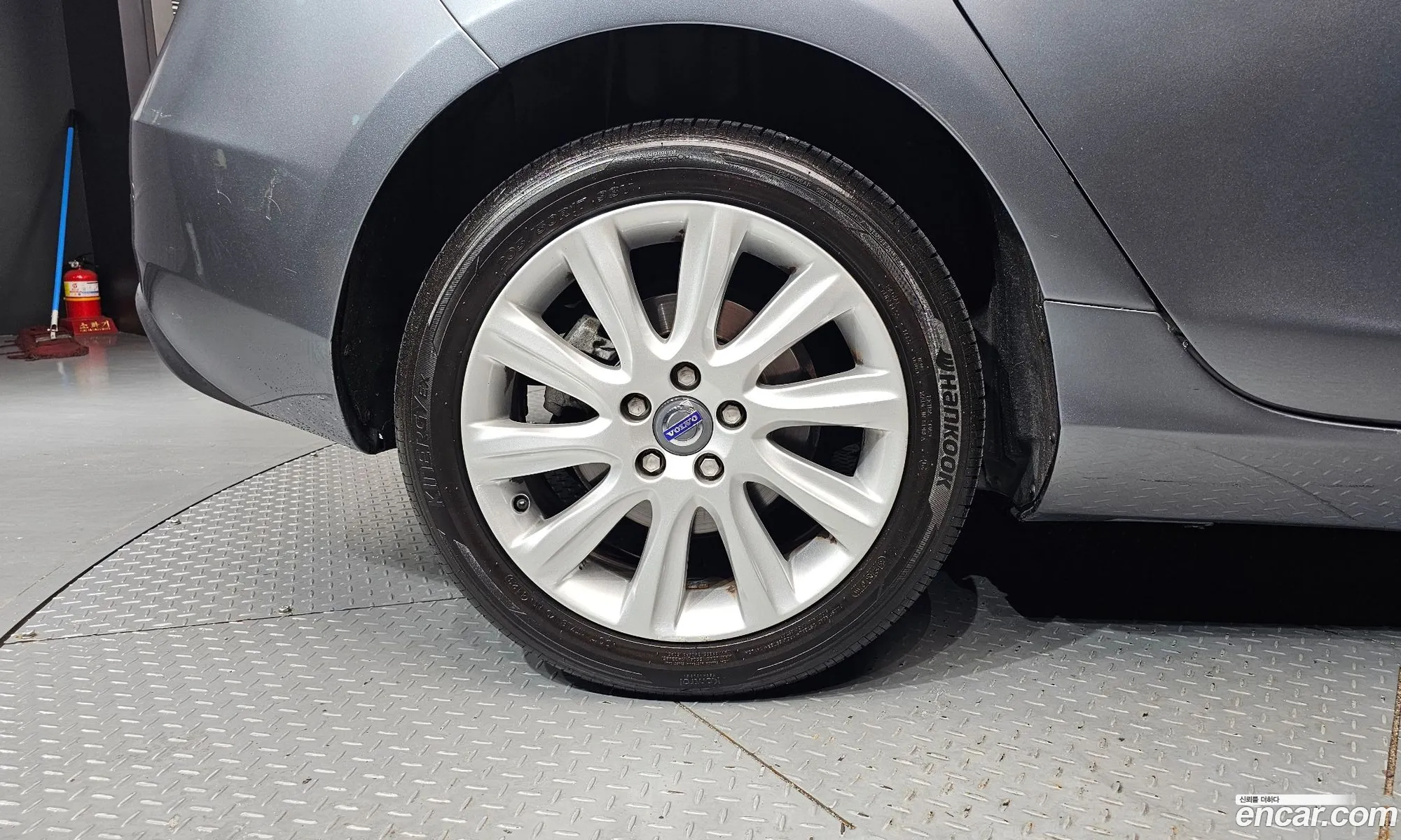 Volvo V40 2015 YV1MV845BF2206564 — 6