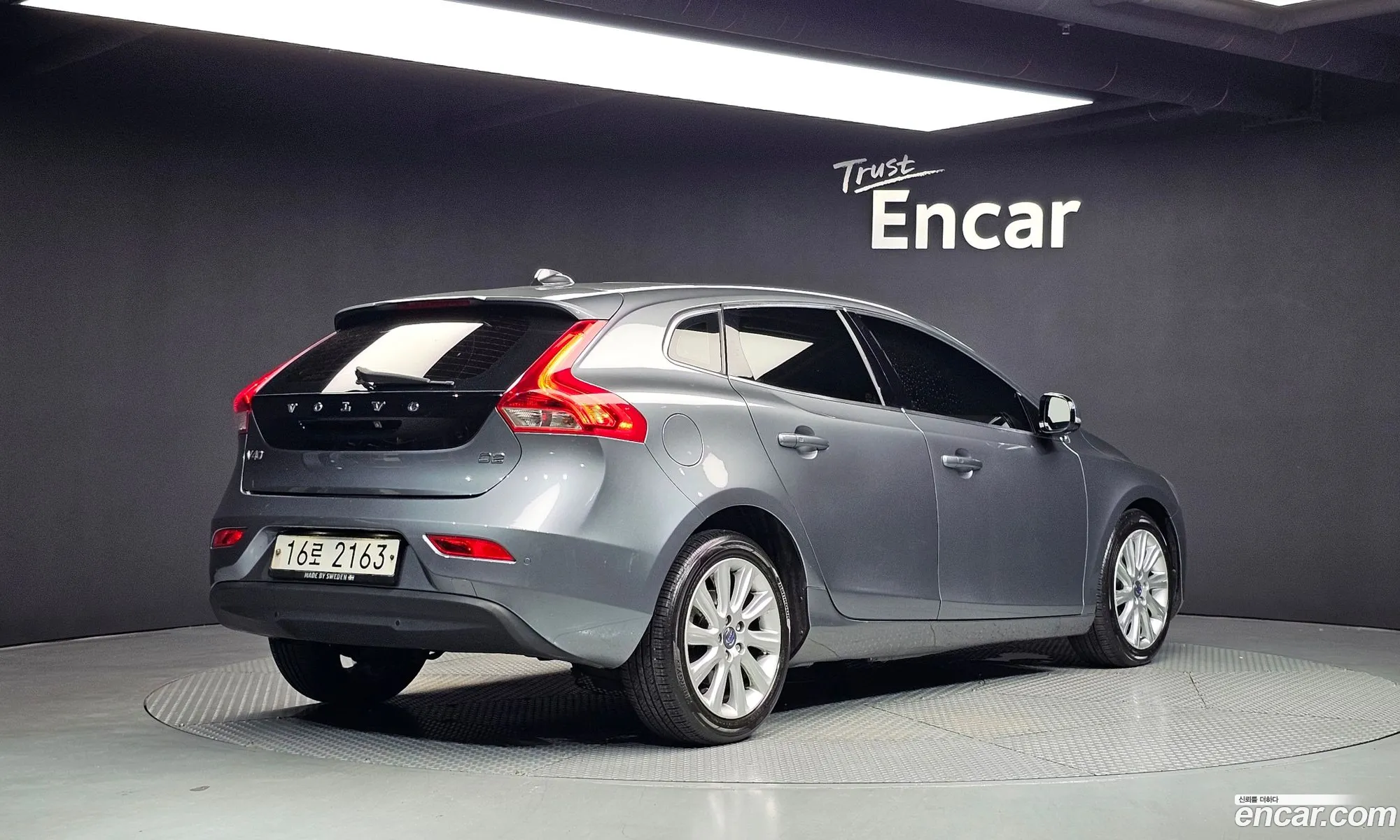 Volvo V40 2015 YV1MV845BF2206564 — 4