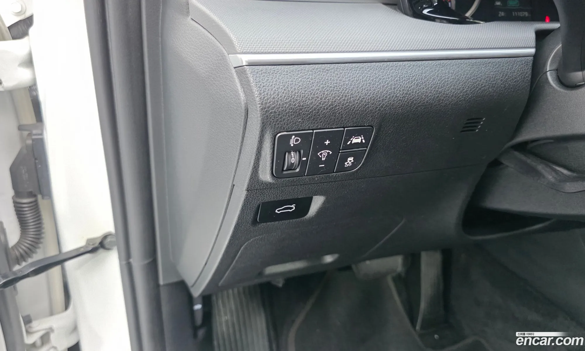 Kia K5 2020 KNAG241ABLA051896 — 7