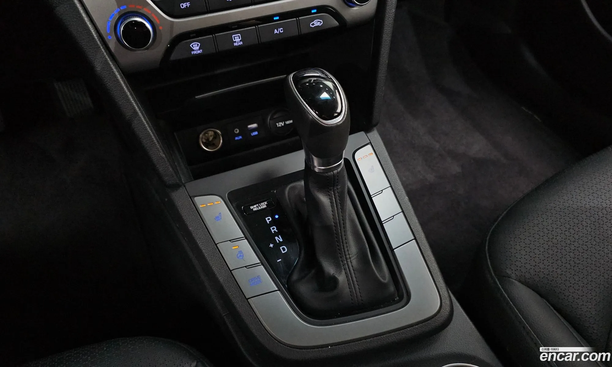 Hyundai Elantra AD 2015 — 10