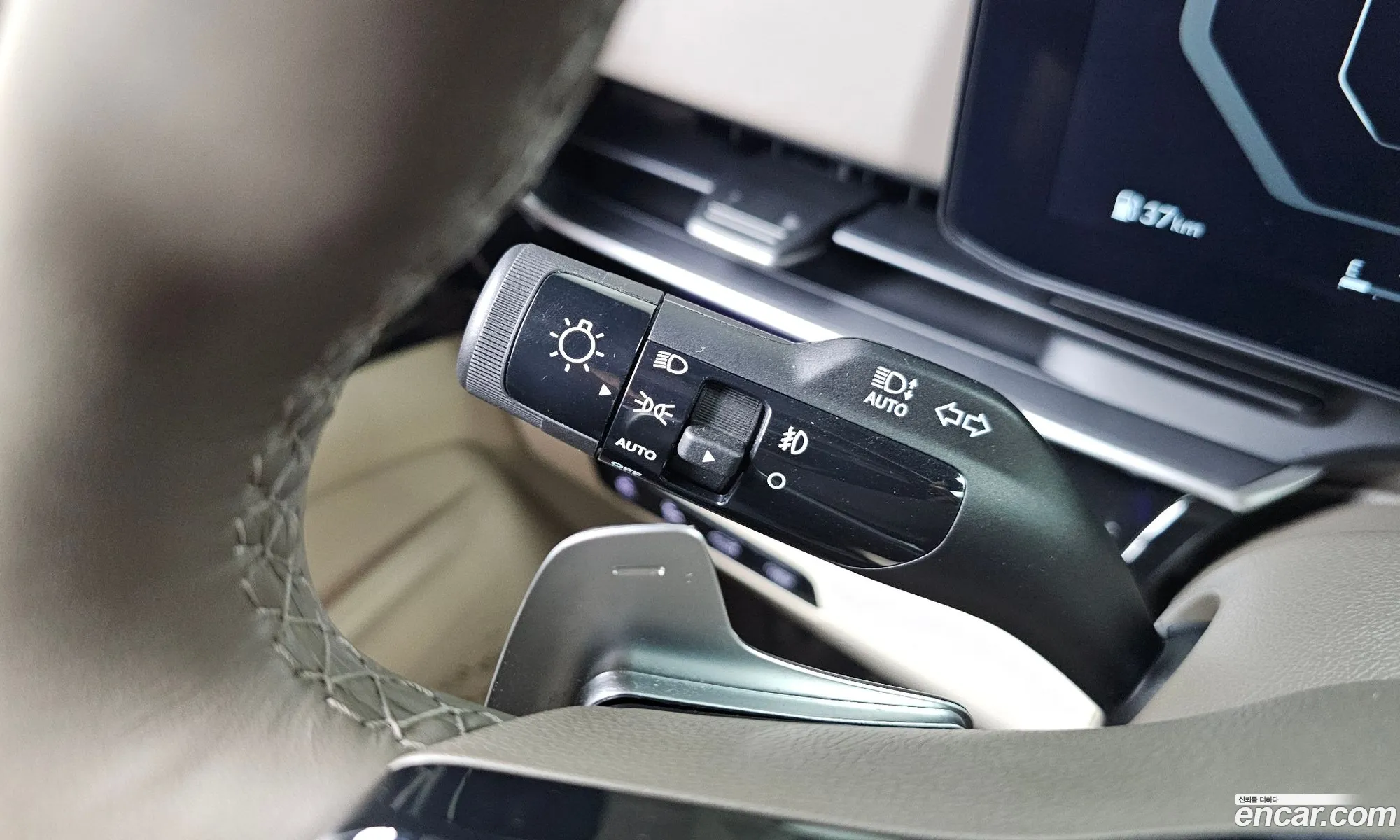 Kia Carnival 2024 KNANE813BSS496972 — 32