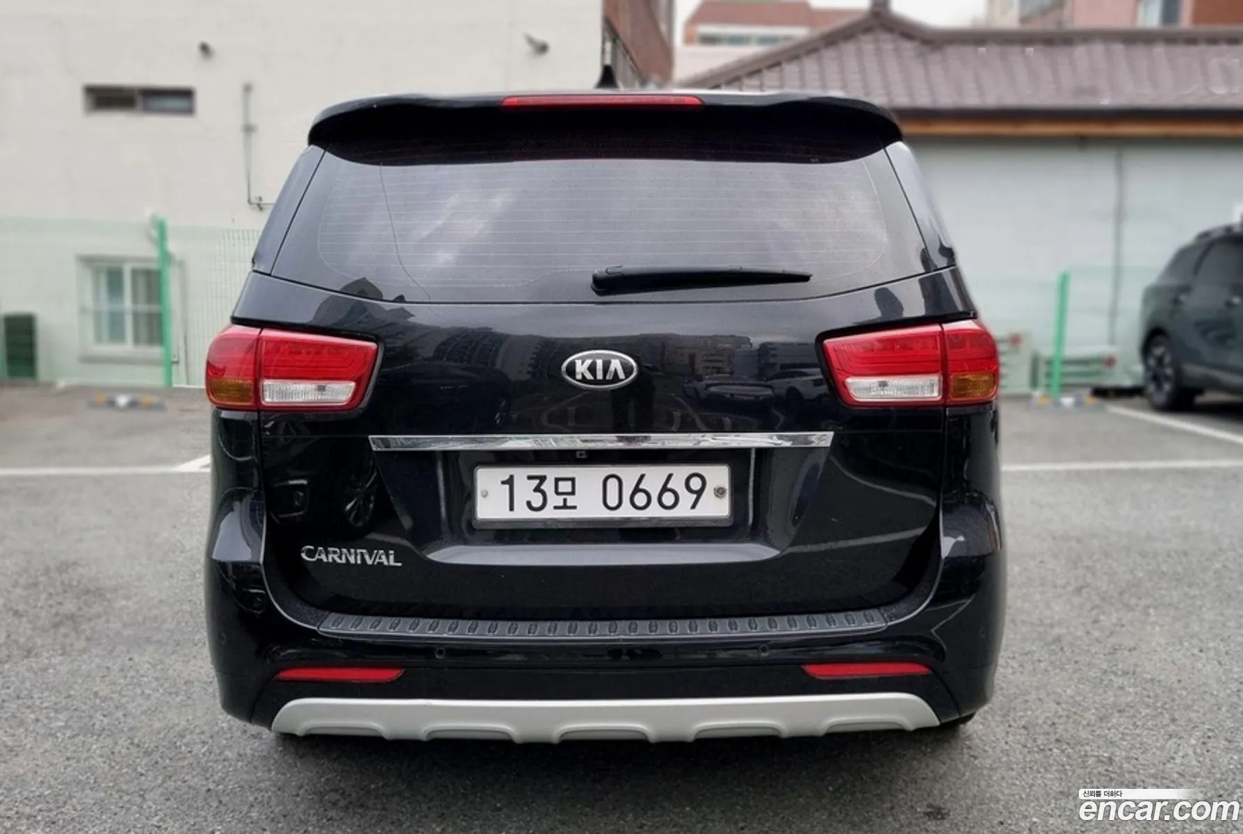 Kia Carnival 2016 — 3