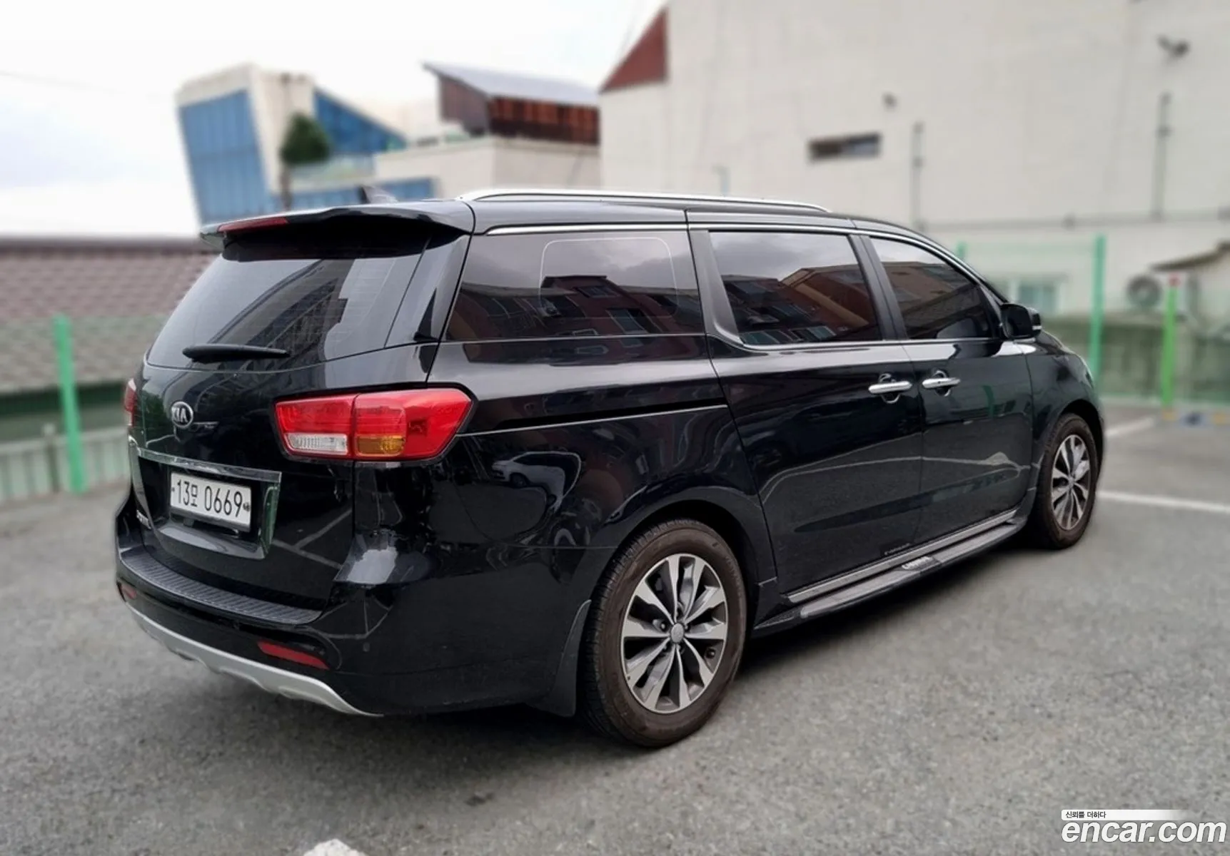 Kia Carnival 2016 — 5