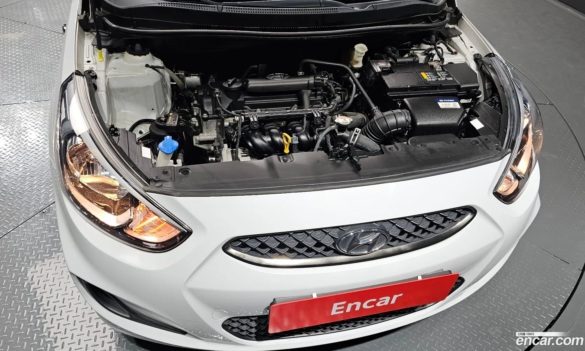Hyundai Accent 2017 KMHCS41BEJU383289 — 9