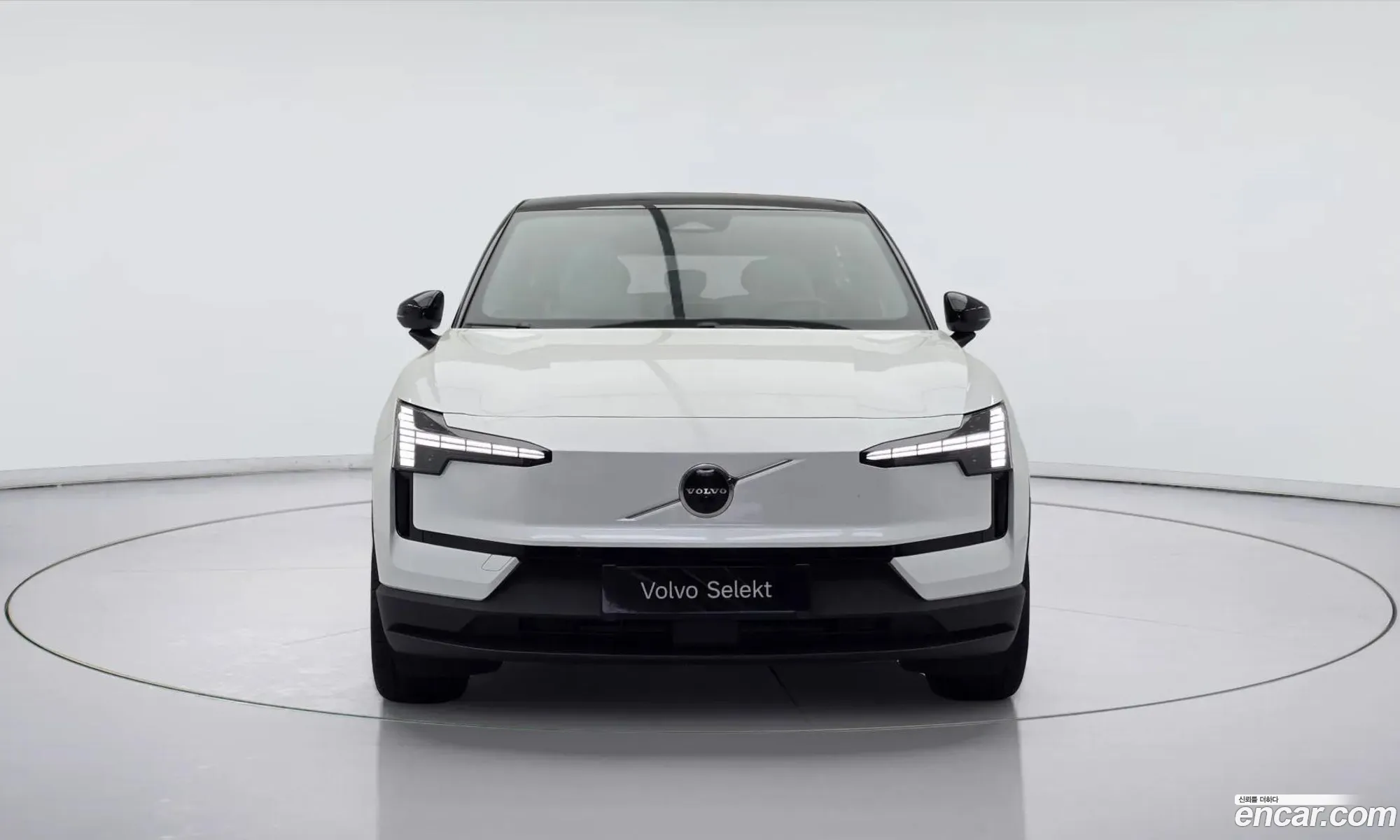 Volvo EX30 2025 — 4
