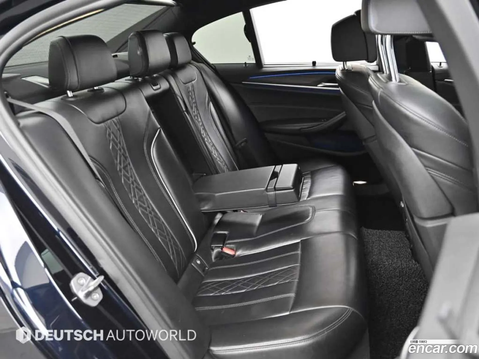 BMW 5 Series 2018 — 17