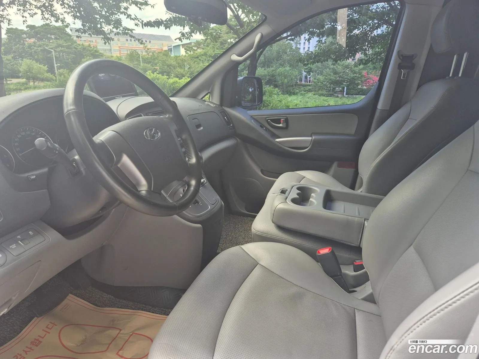 Hyundai Grand Starex 2020 — 10