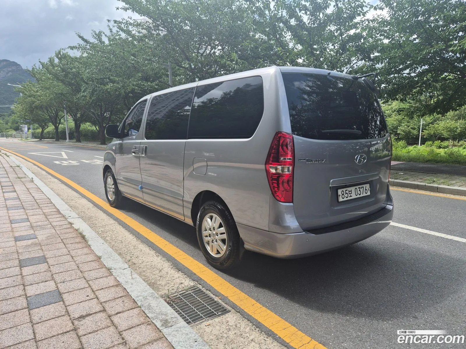 Hyundai Grand Starex 2020 — 18