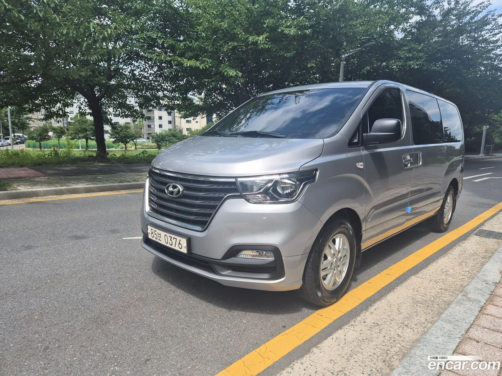 Hyundai Grand Starex 2020 — 19