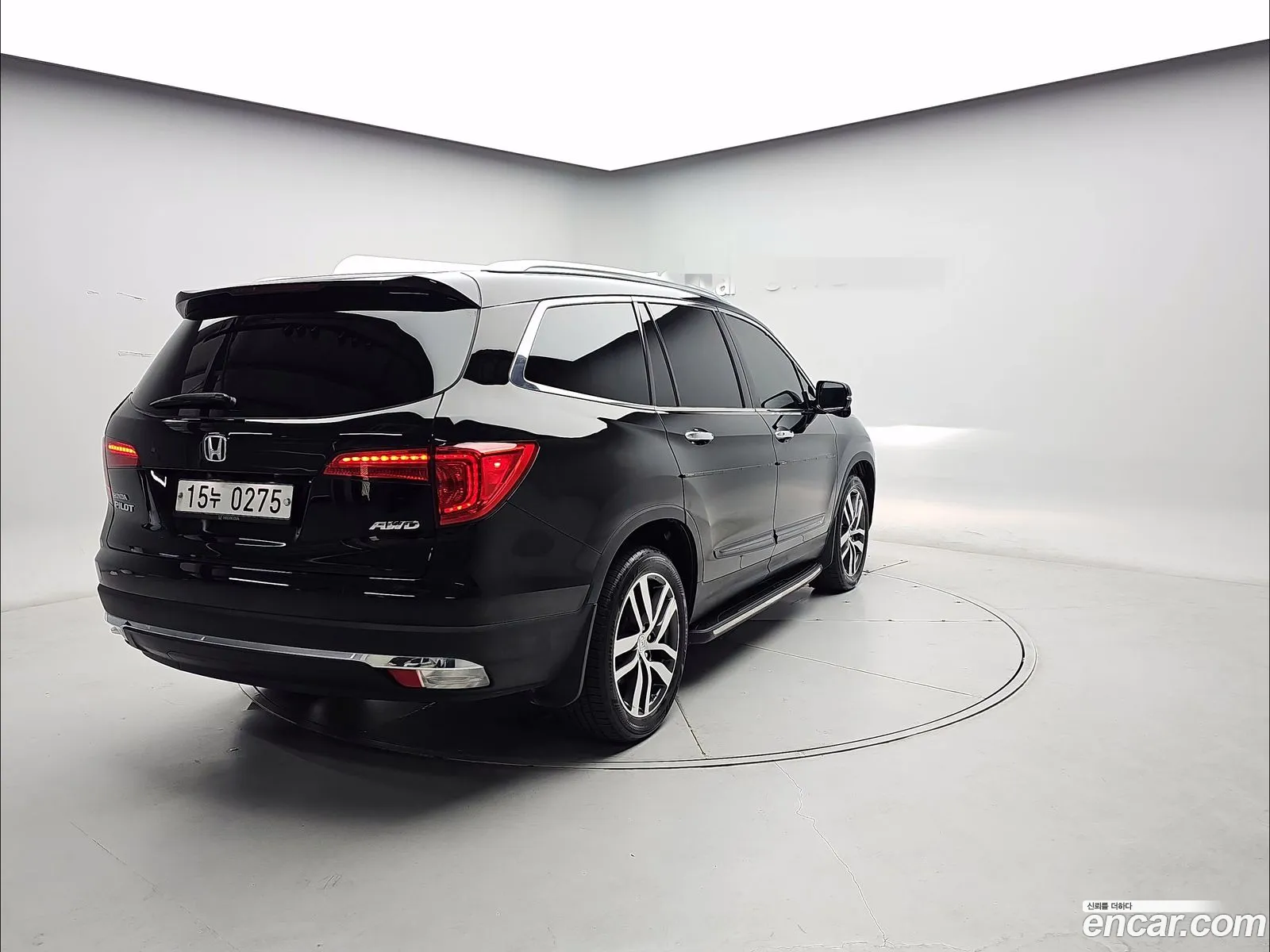 Honda Pilot 2016 — 17
