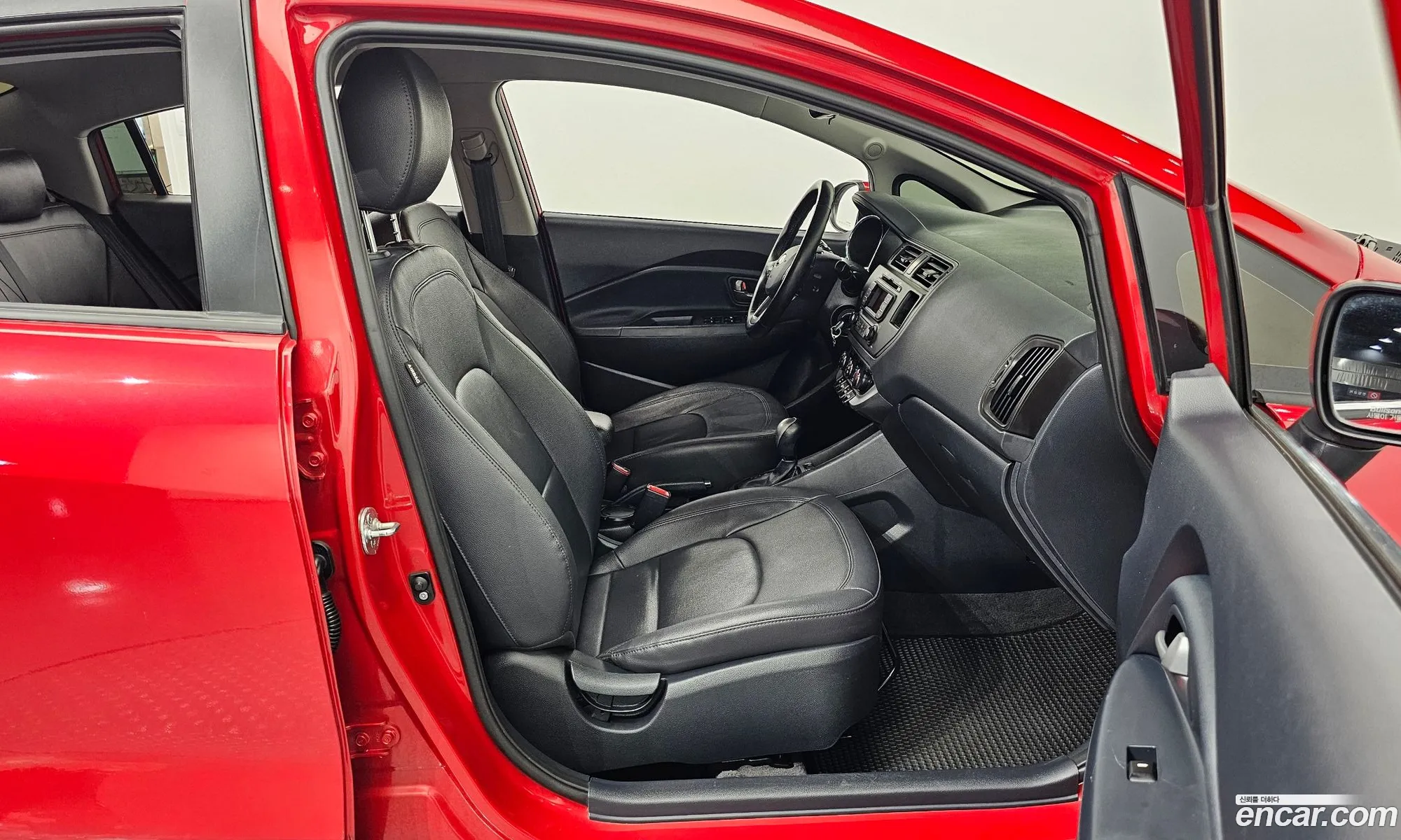 Kia Pride 2014 KNADM412BES354900 — 8