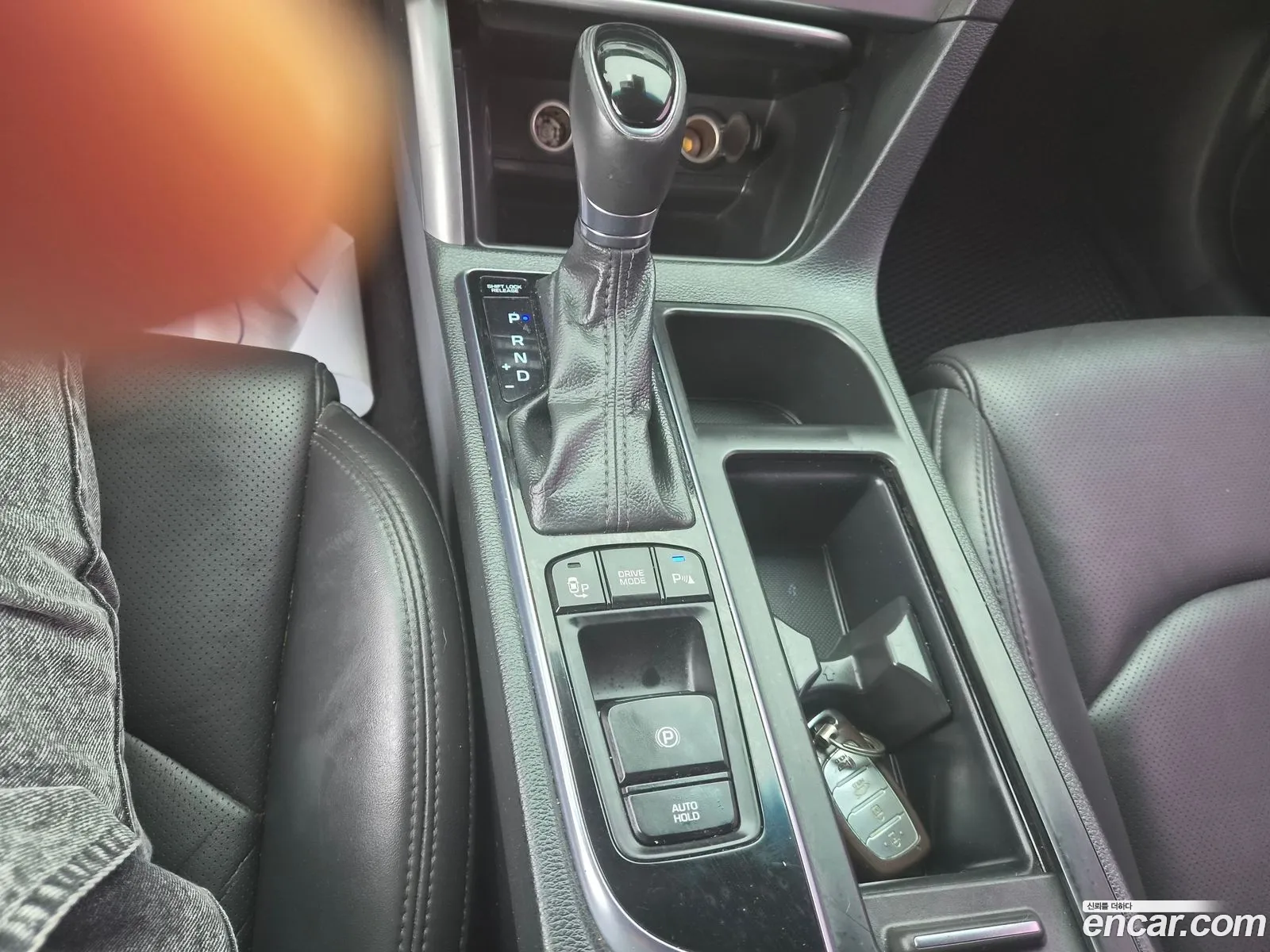 Hyundai LF Sonata 2014 — 12