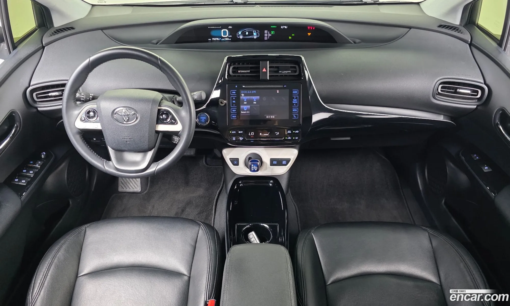 Toyota Prius 2017 JTDKBRFUXH3577355 — 4