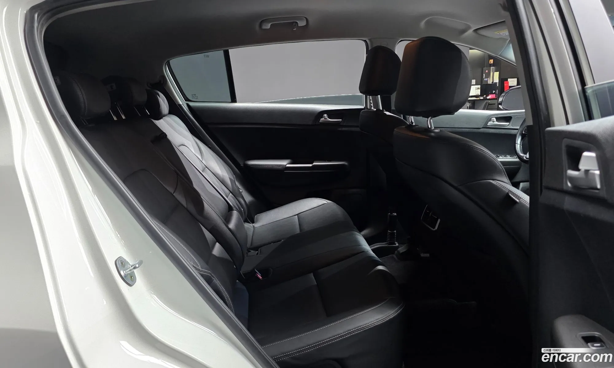 Kia Sportage 2016 — 17