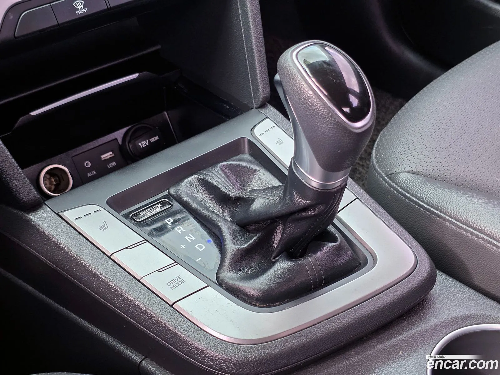 Hyundai Elantra AD 2017 — 18