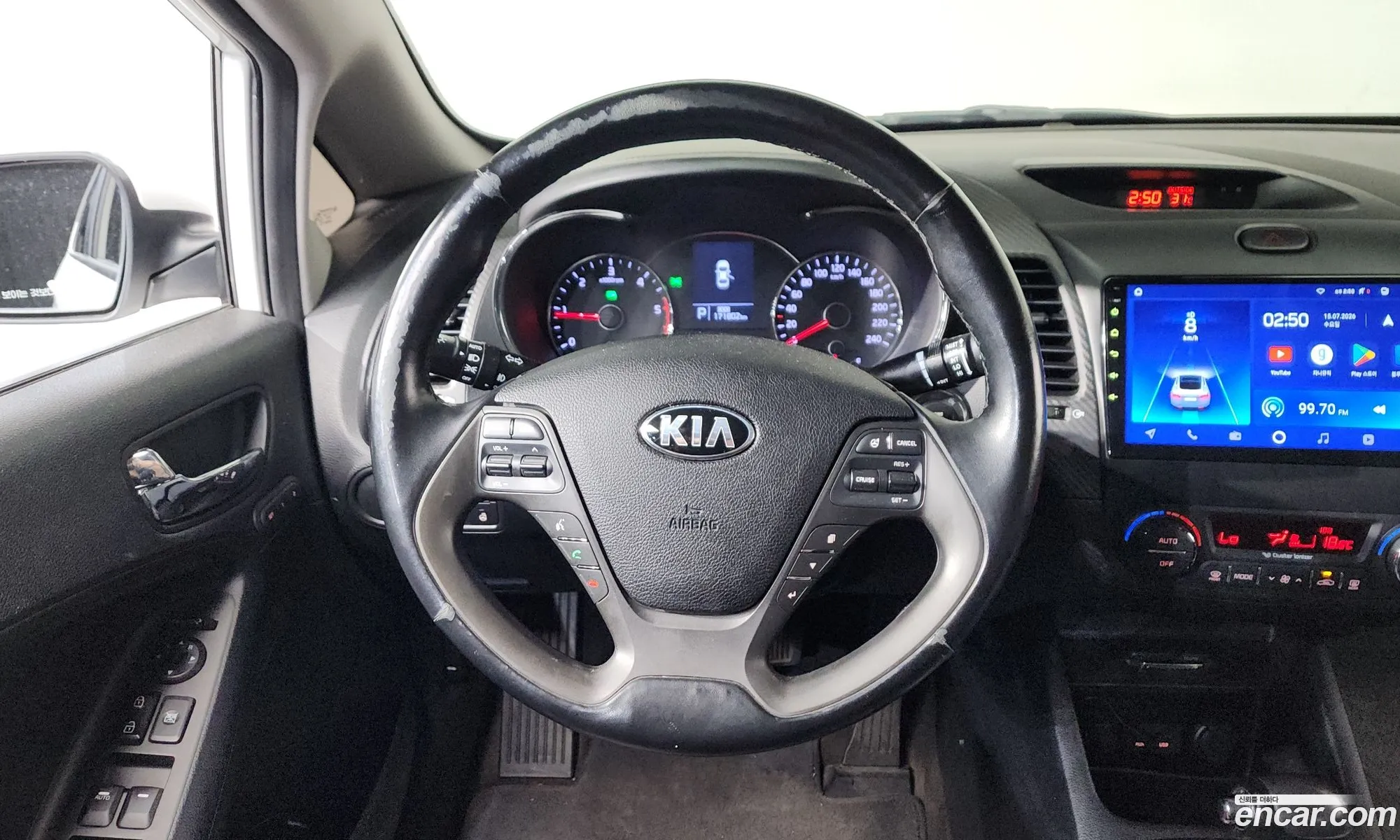 Kia K3 2014 — 8
