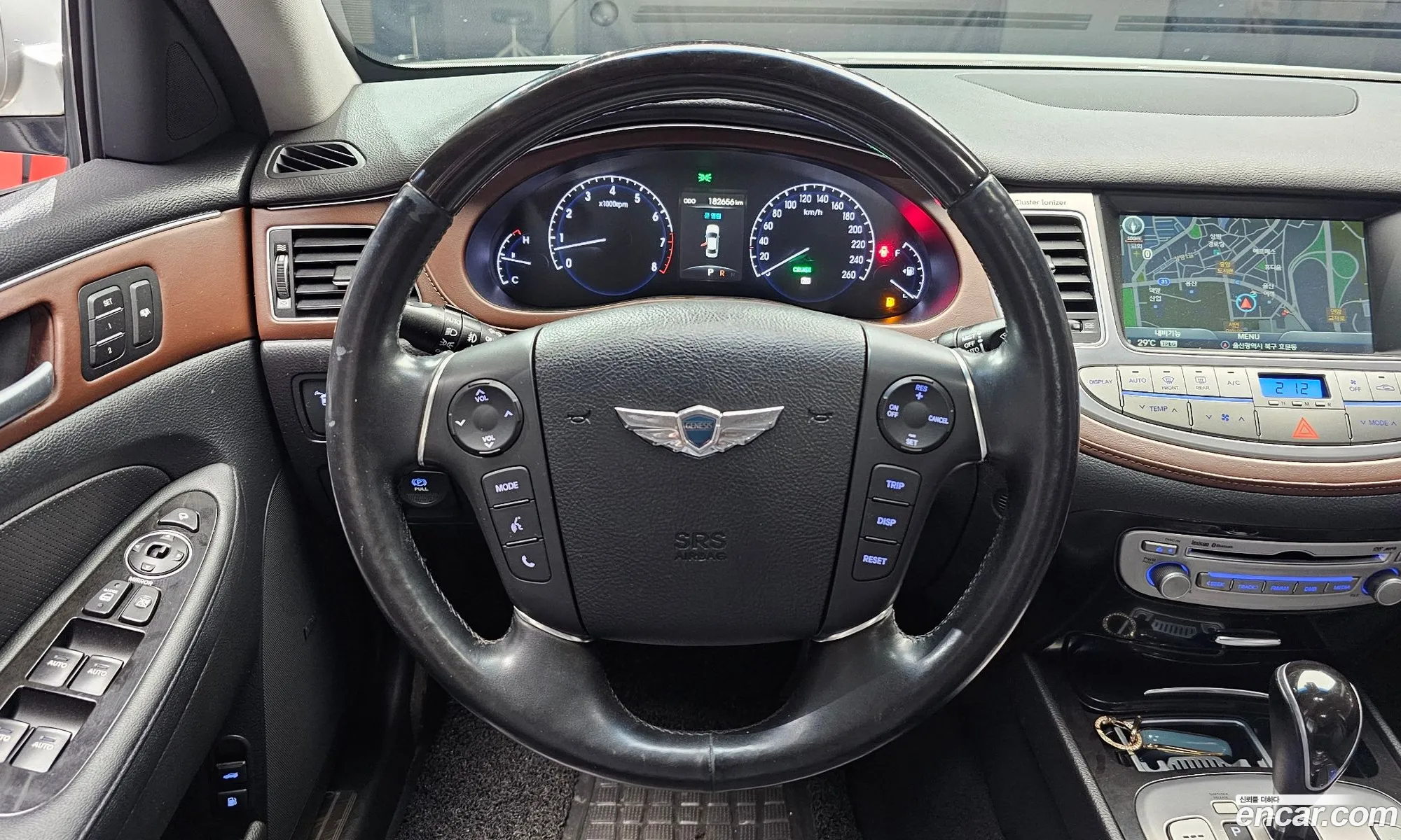 Hyundai Genesis 2012 KMHGE41BBDU206452 — 2