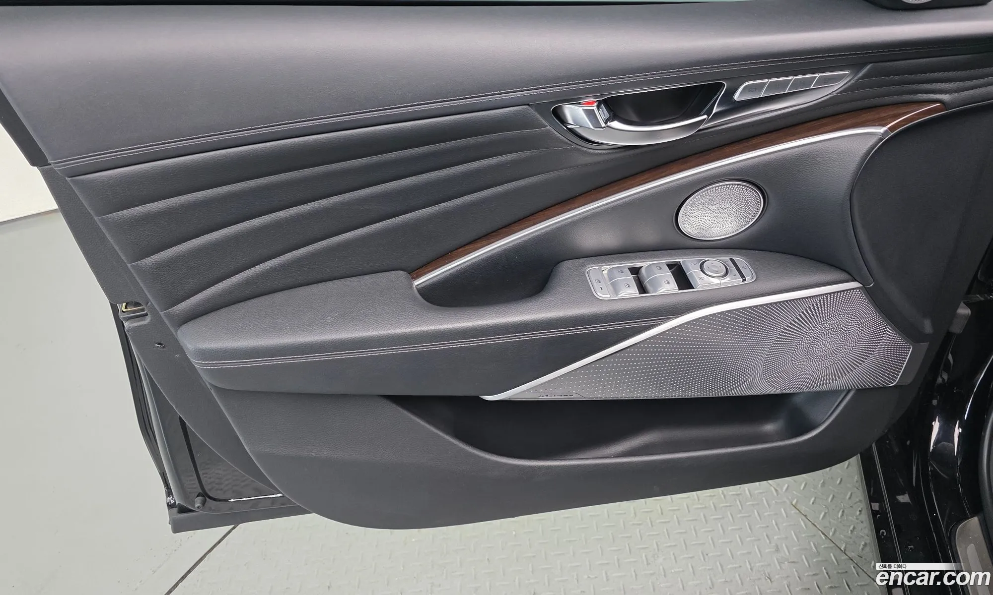 Kia The K9 2020 — 25