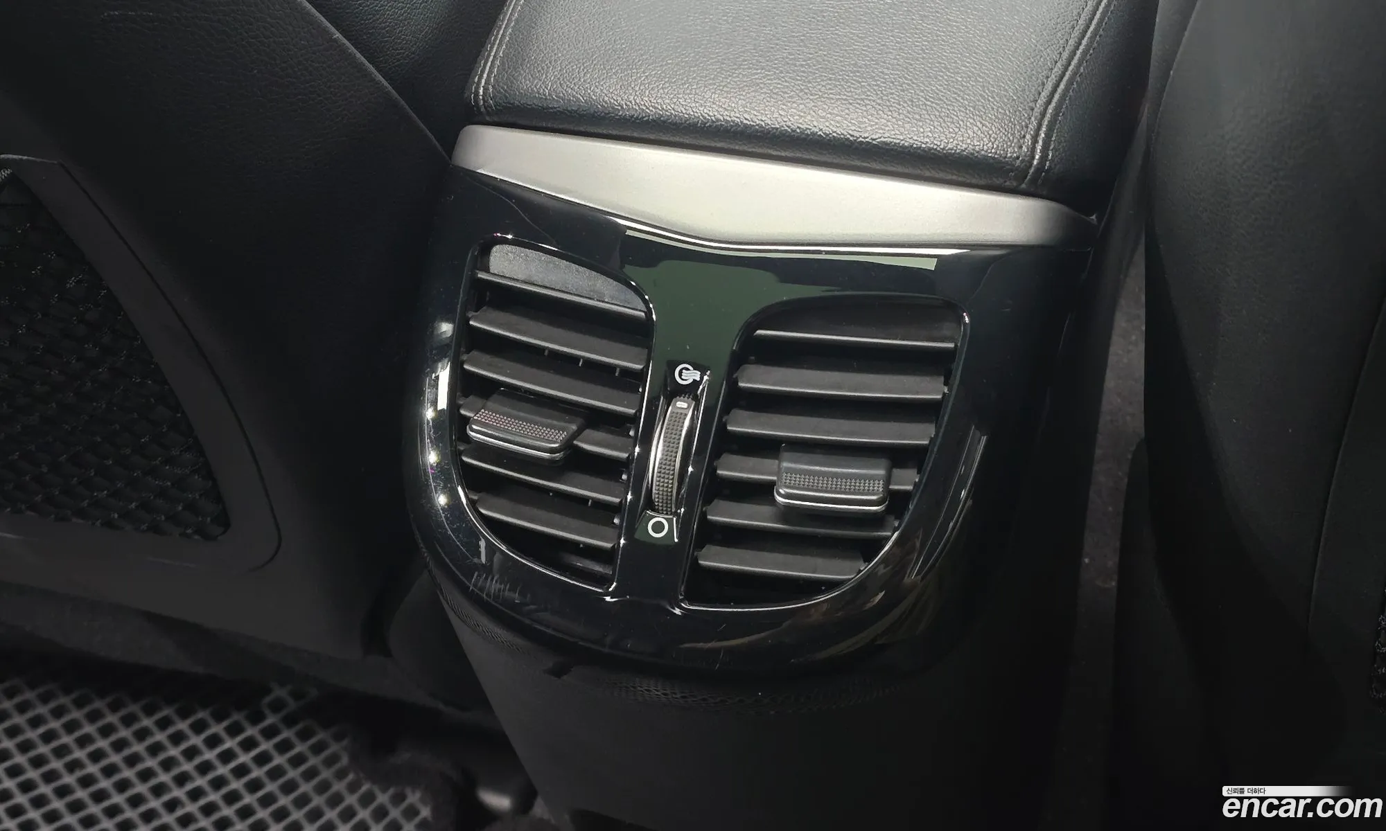 Hyundai i40 Saloon 2012 KMHLE41DBCU012714 — 17