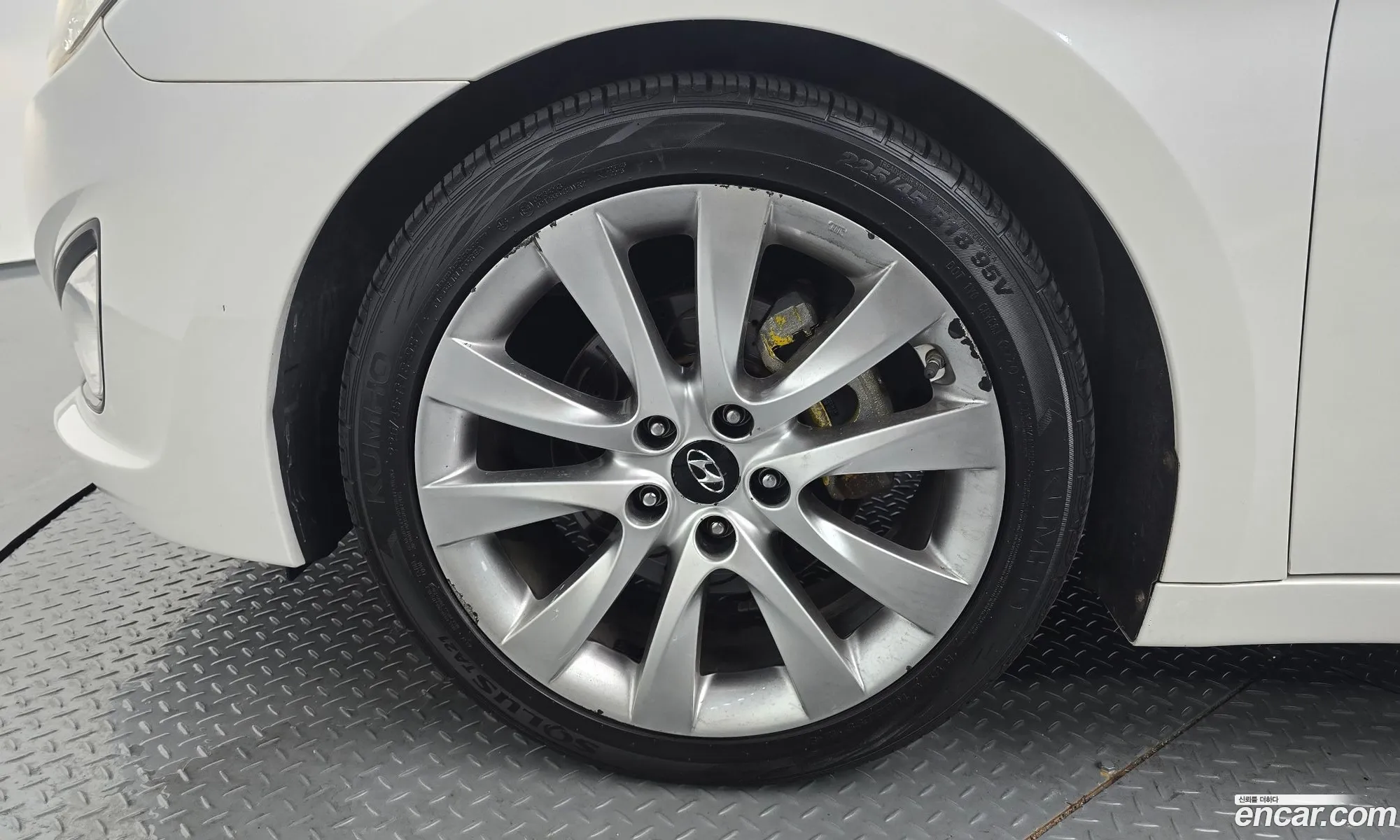 Hyundai i40 Saloon 2012 KMHLE41DBCU012714 — 20