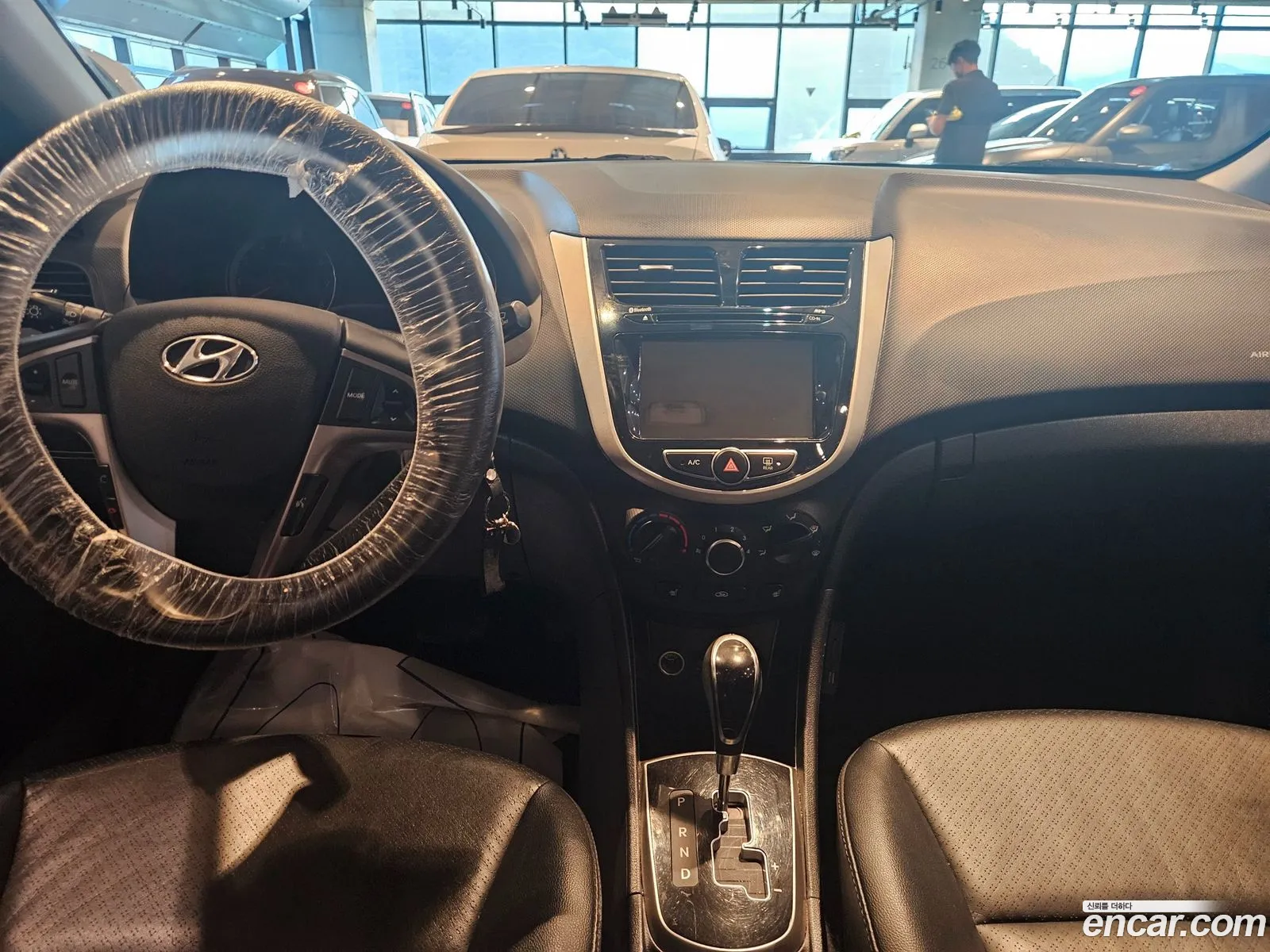Hyundai Accent 2014 — 10