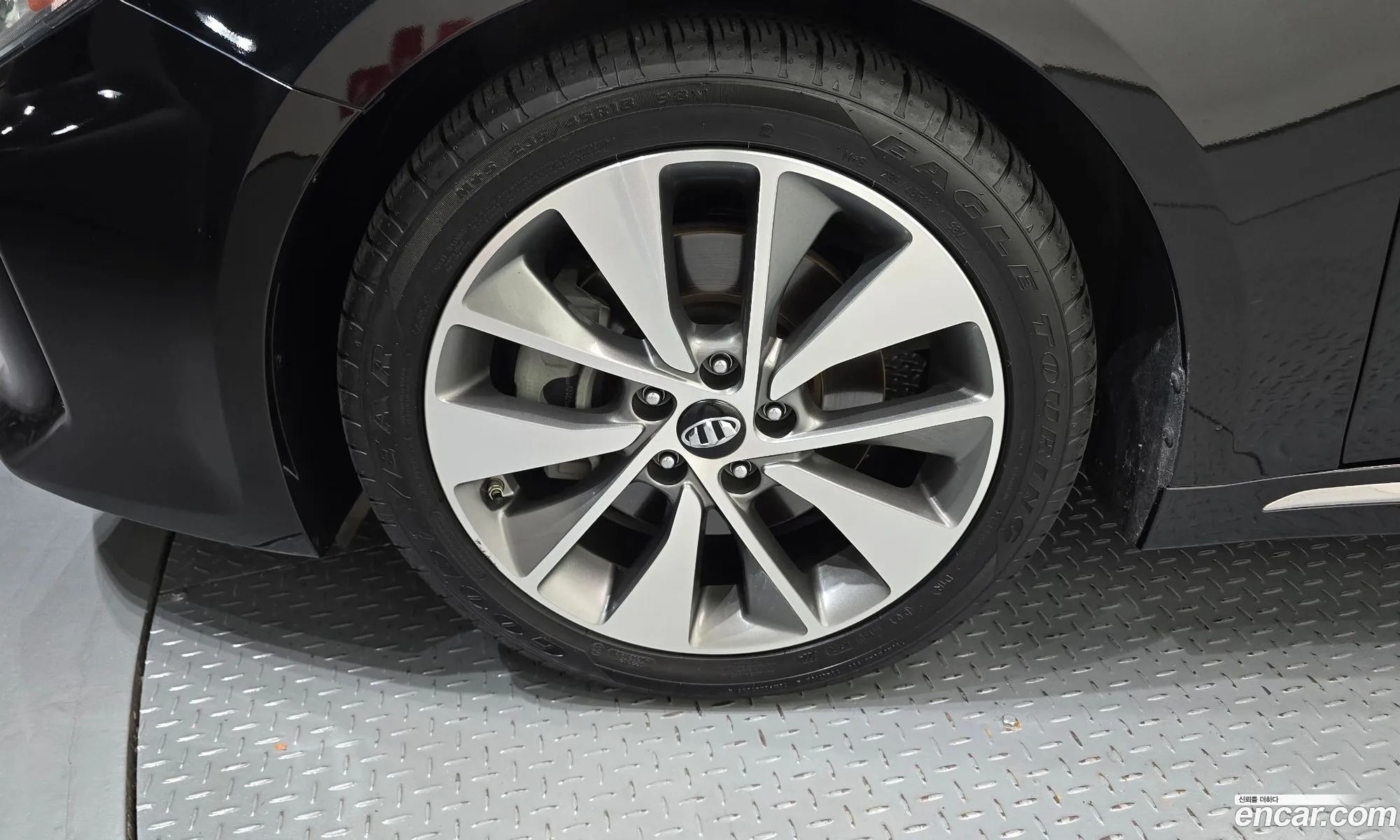 Kia K5 2017 — 14