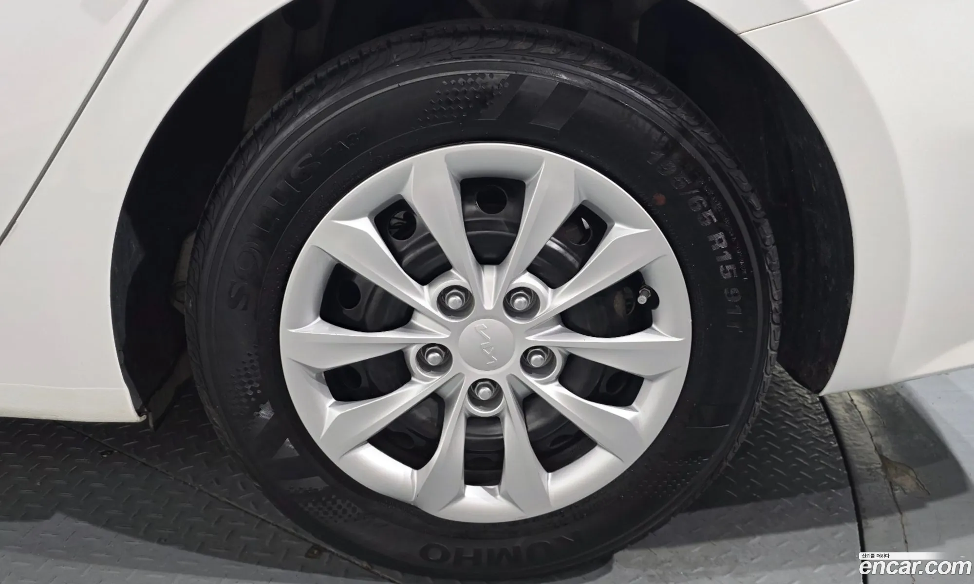 Kia K3 2022 KNAF141BEPA954061 — 4