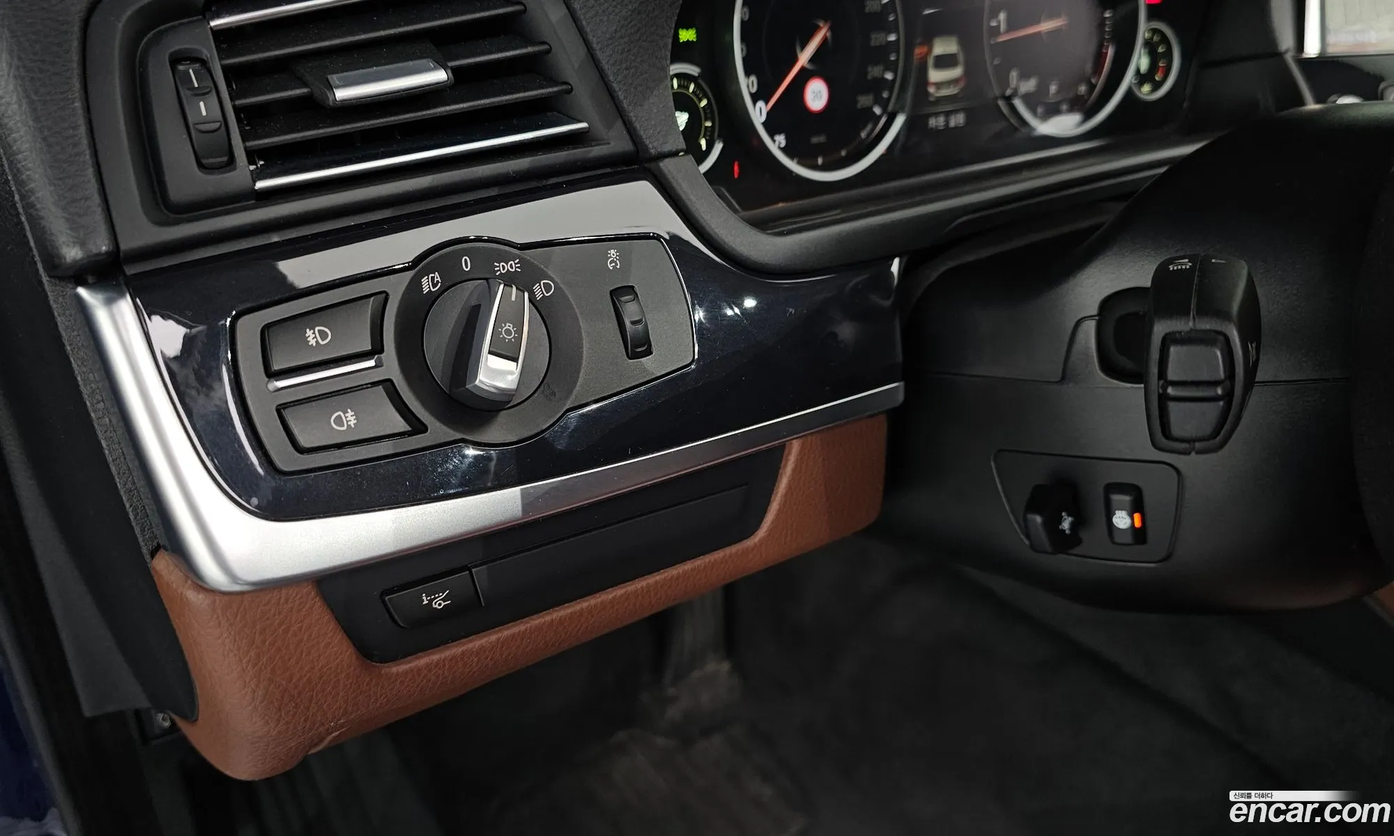 BMW 5 Series 2016 WBA5E5106GG073715 — 17