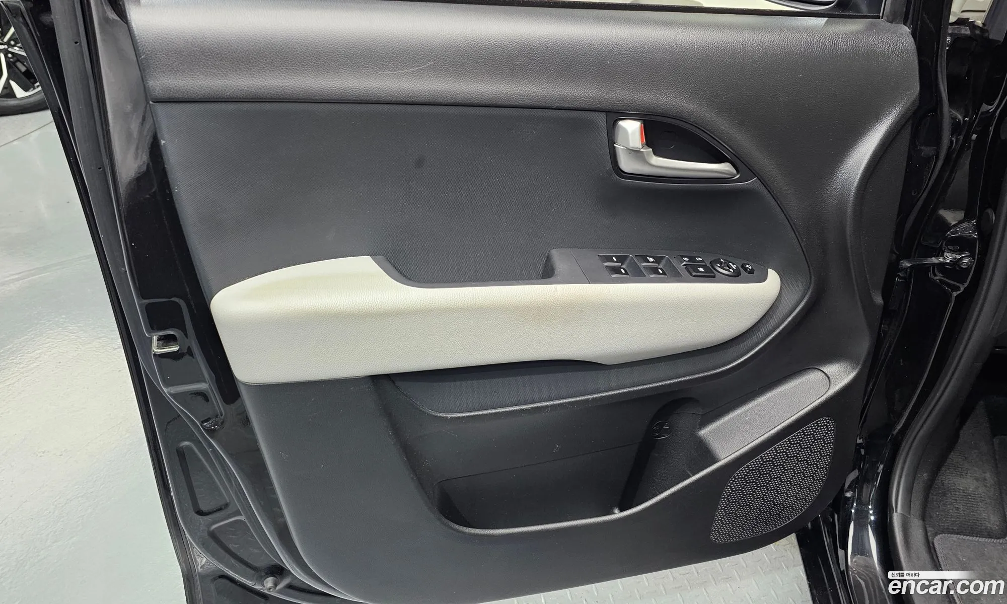 Kia Kia Ray EV 2023 — 32