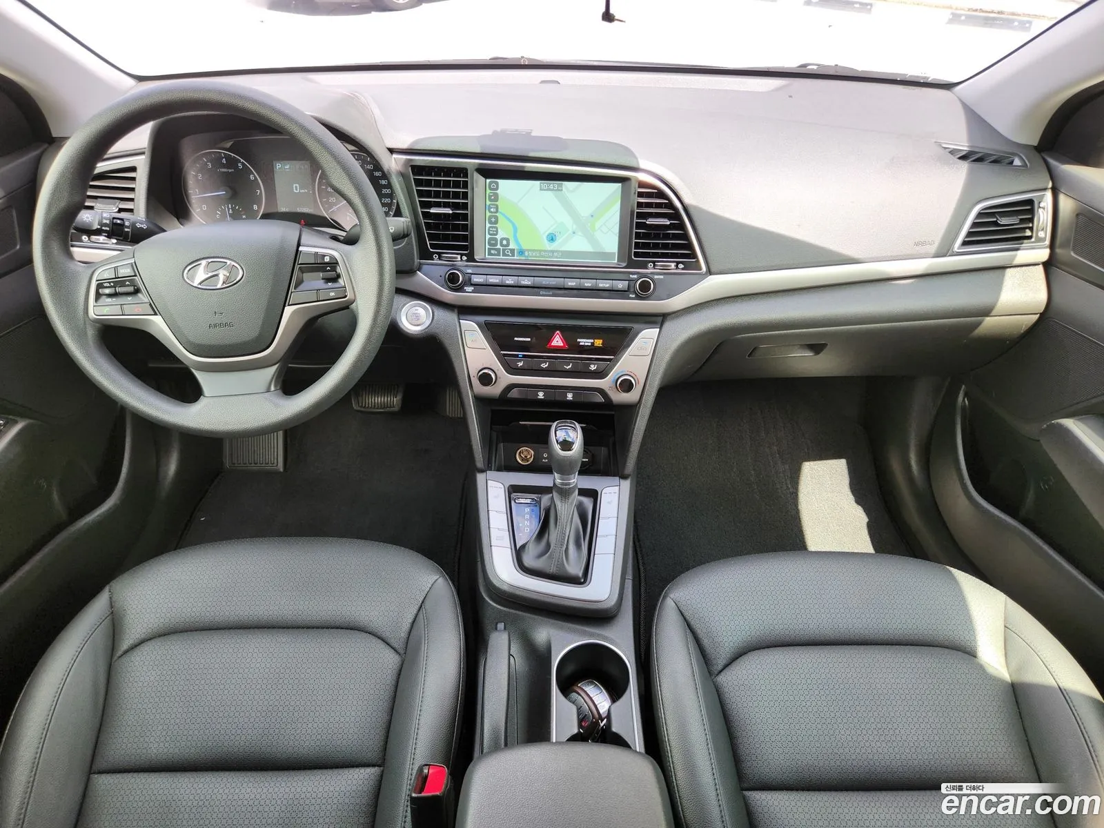Hyundai Elantra AD 2018 — 9