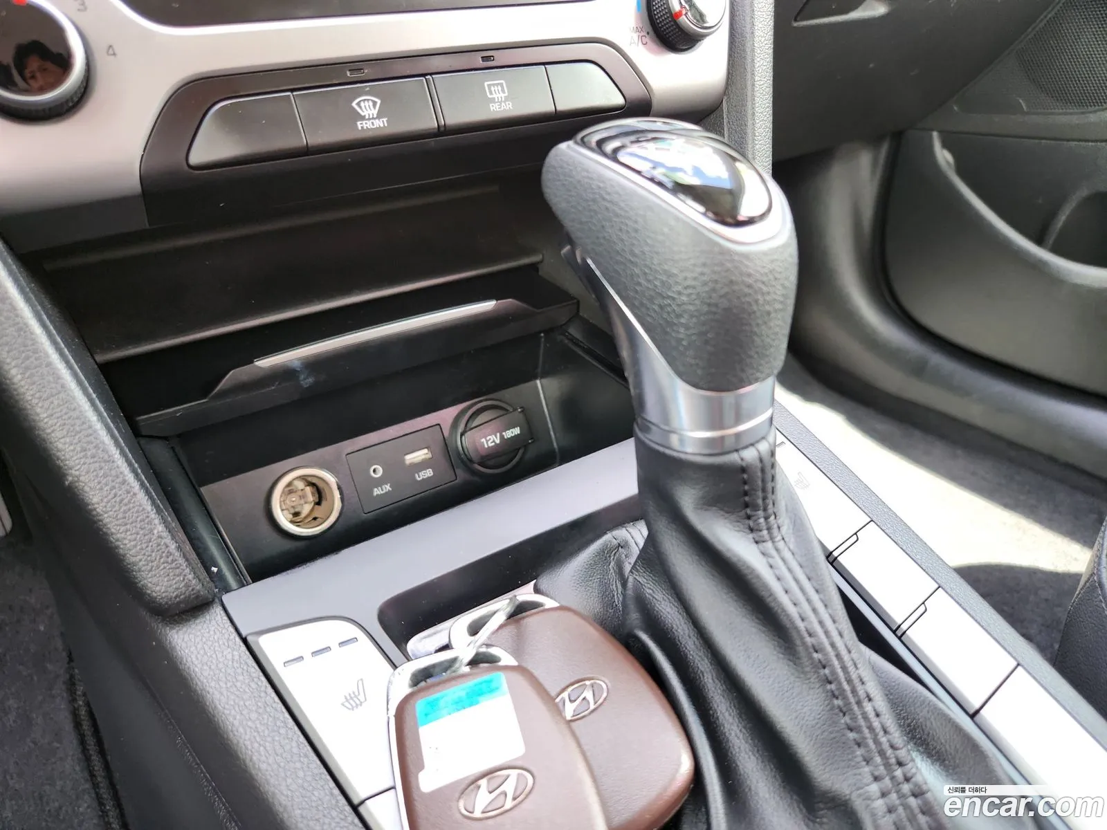 Hyundai Elantra AD 2018 — 18