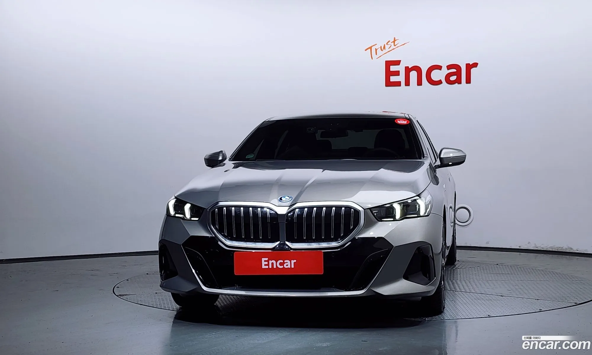 BMW 5 Series 2025 — 11