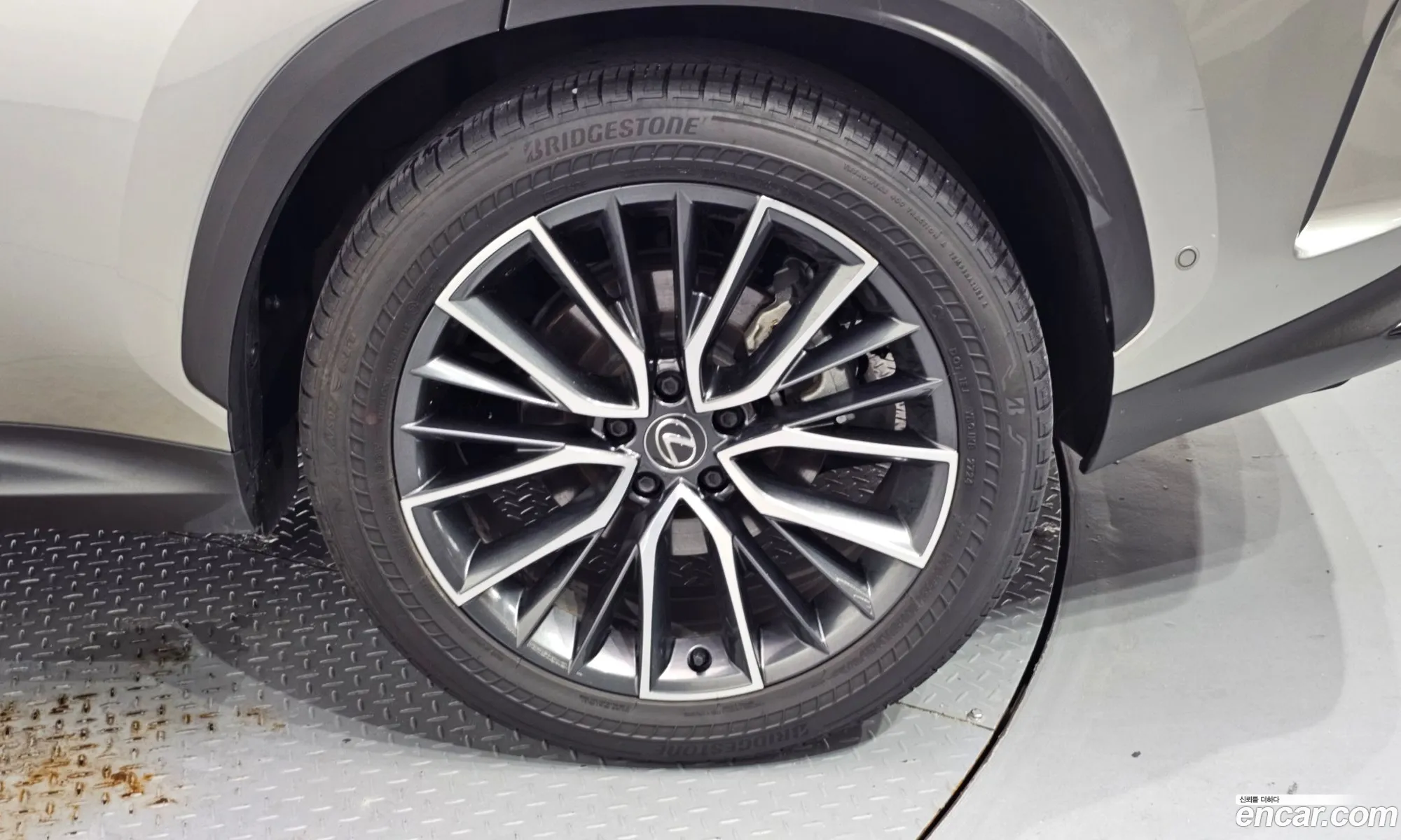 Lexus NX350h