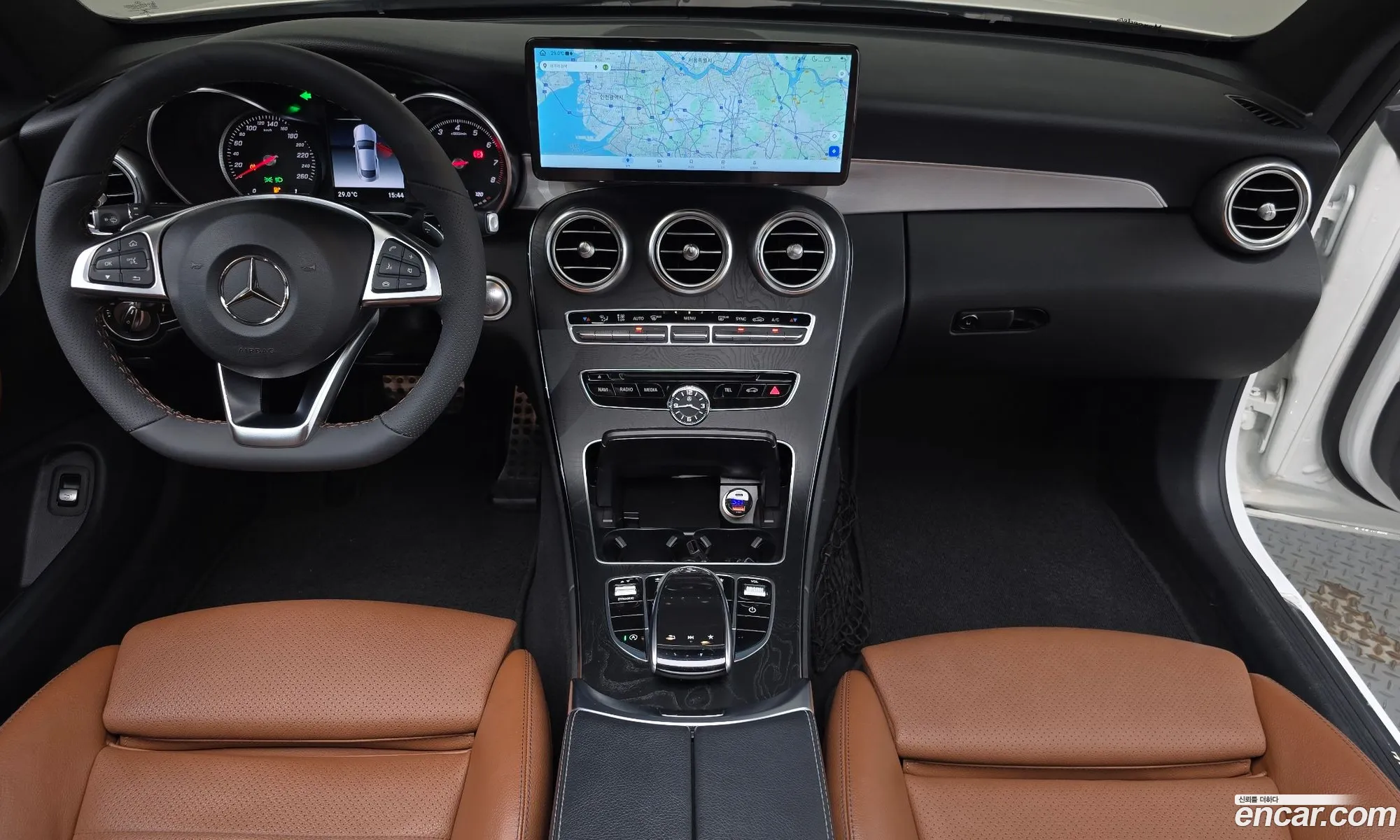 Mercedes-Benz C-Class W205 2018 — 15