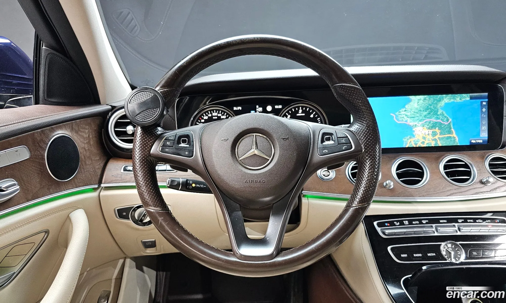 Mercedes-Benz E-Class W213 2016 WDDZF0EB9HA028200 — 7